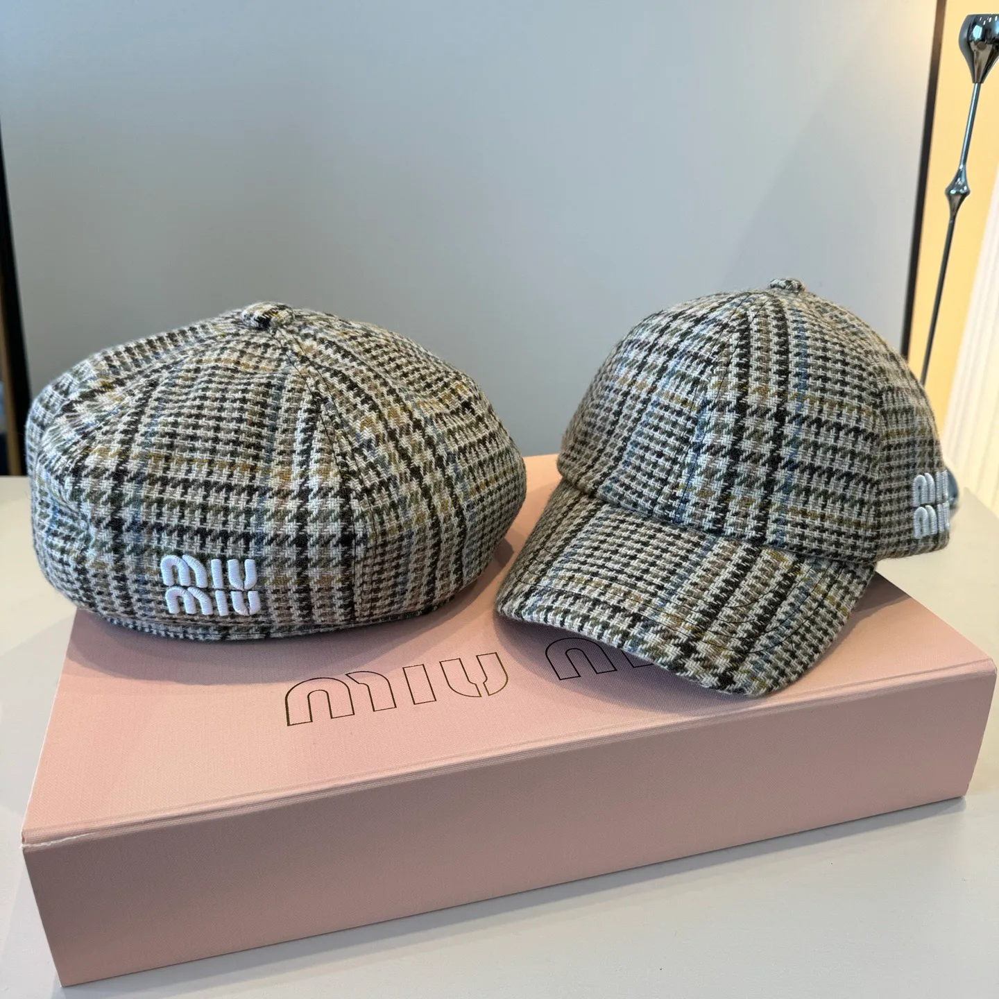 Головные Уборы Miu Miu 663397