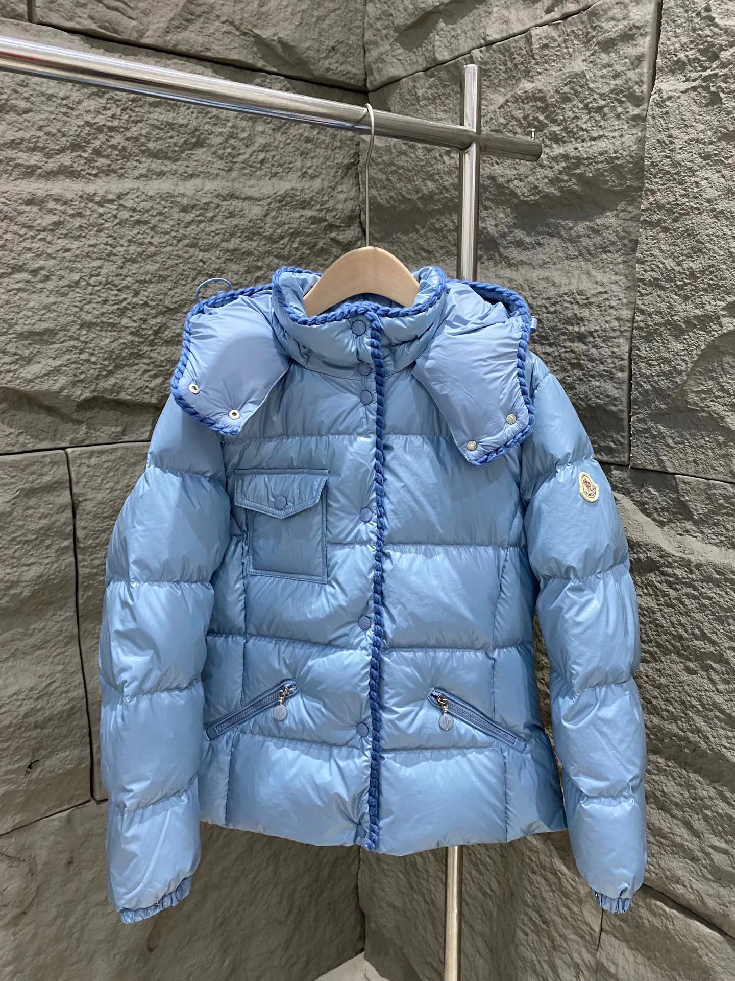 Куртки И Пуховики Женские Moncler 18326244