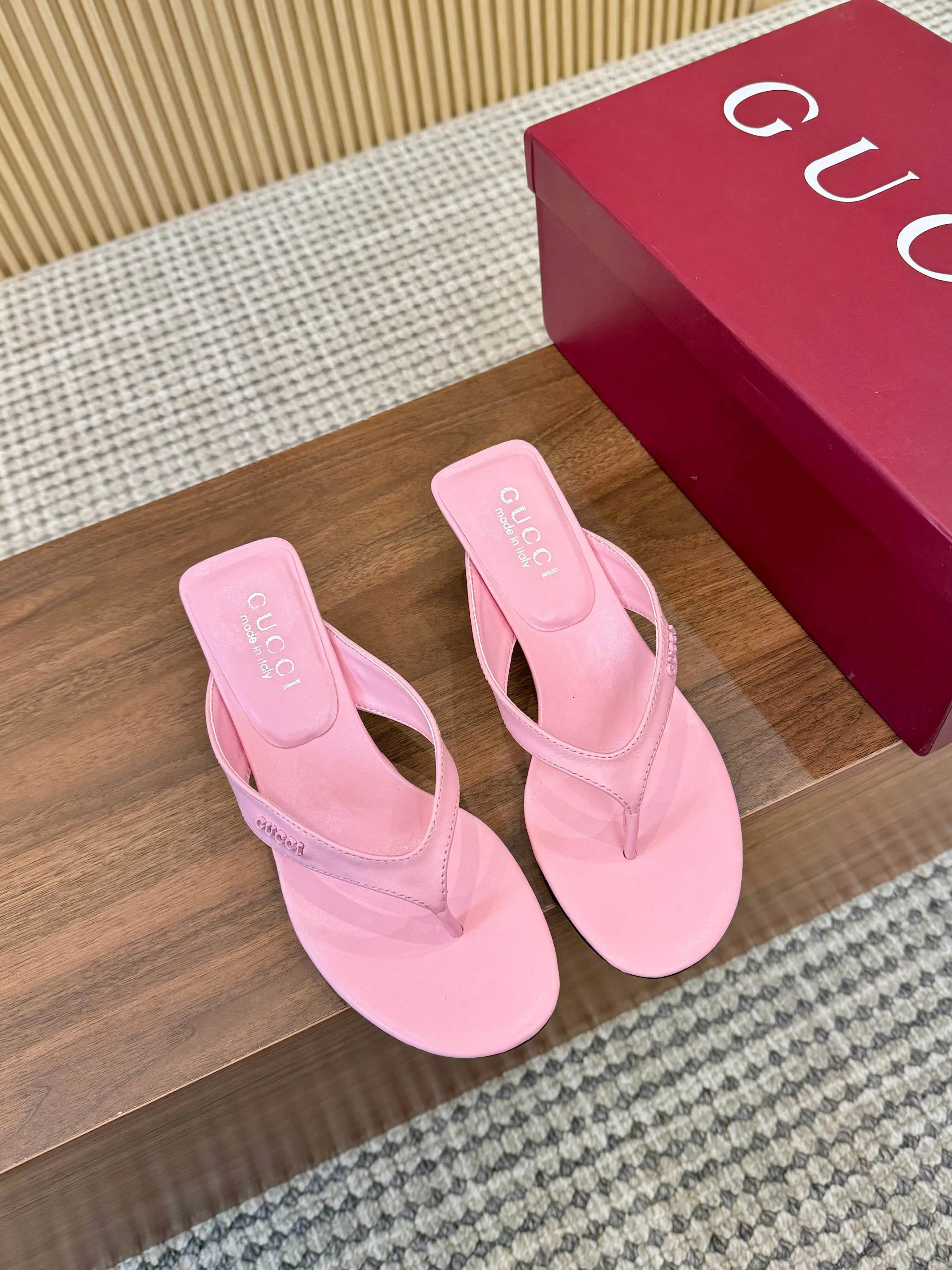 Босоножки Женские Gucci 13480536