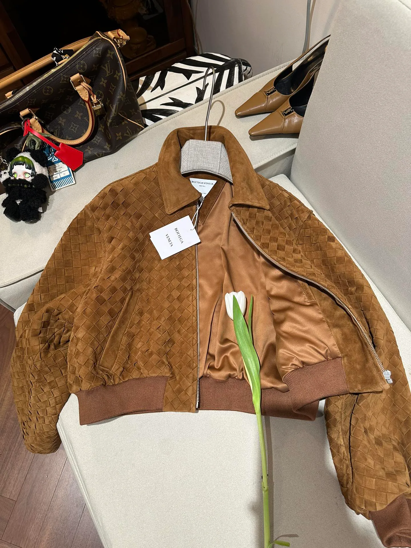 Кожаные Куртки И Дублёнки Женские Bottega Veneta 11679726