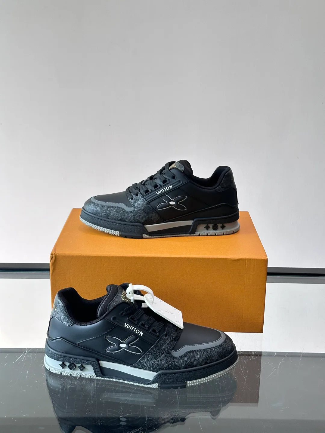 Кроссовки Мужские Louis Vuitton 13546849