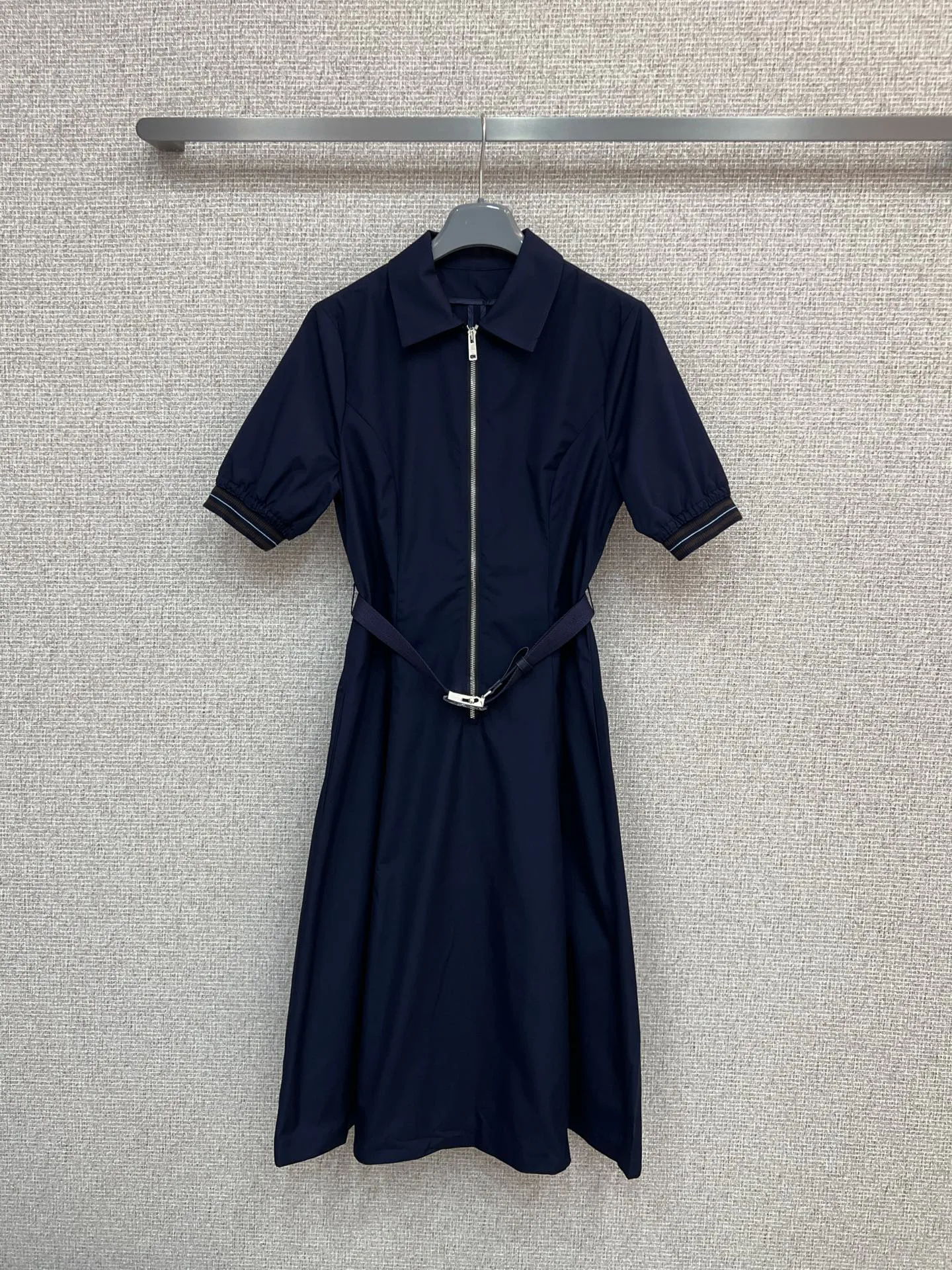Платья Женские Prada 17289803