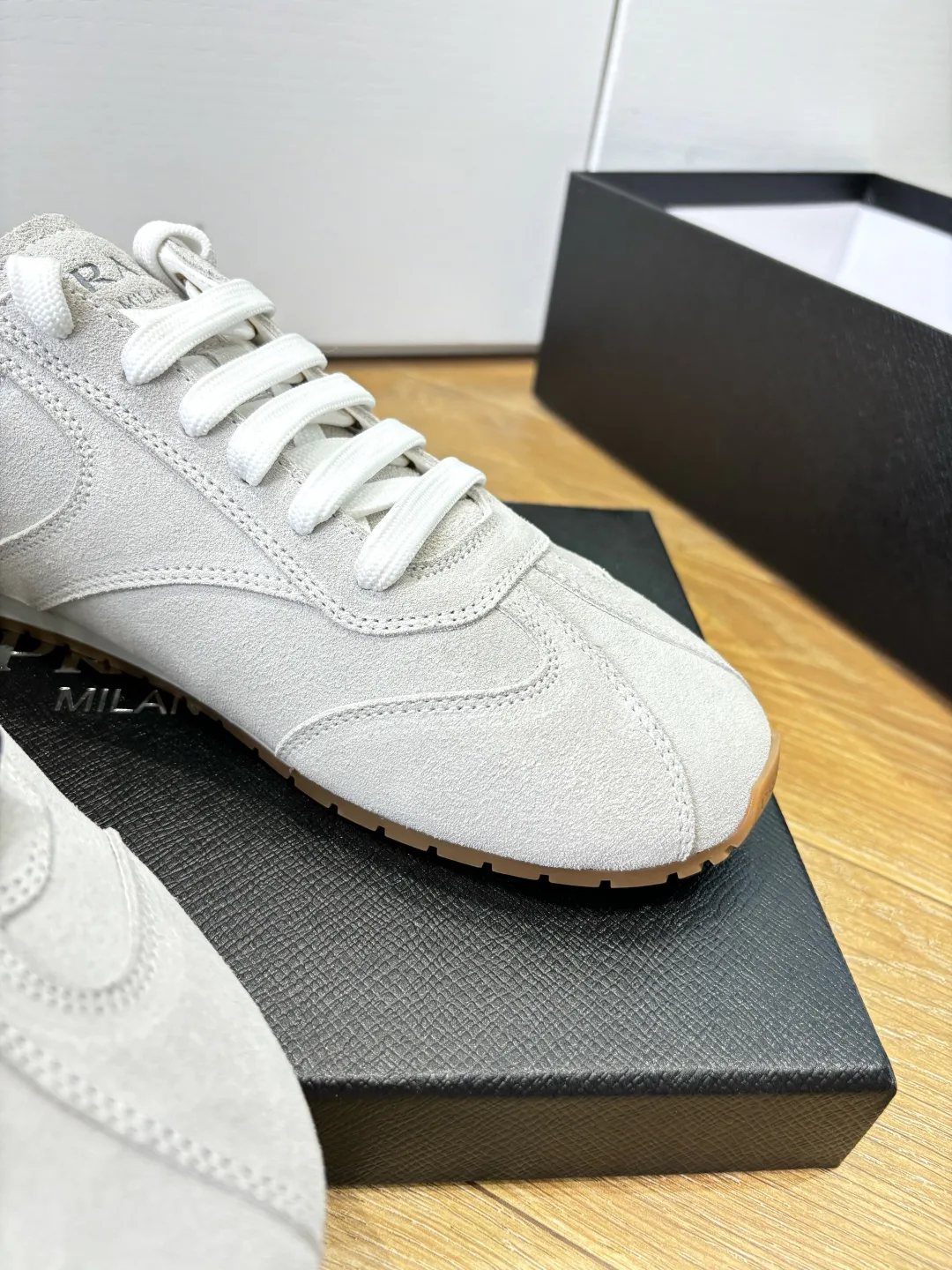 Кроссовки Женские Prada 59087