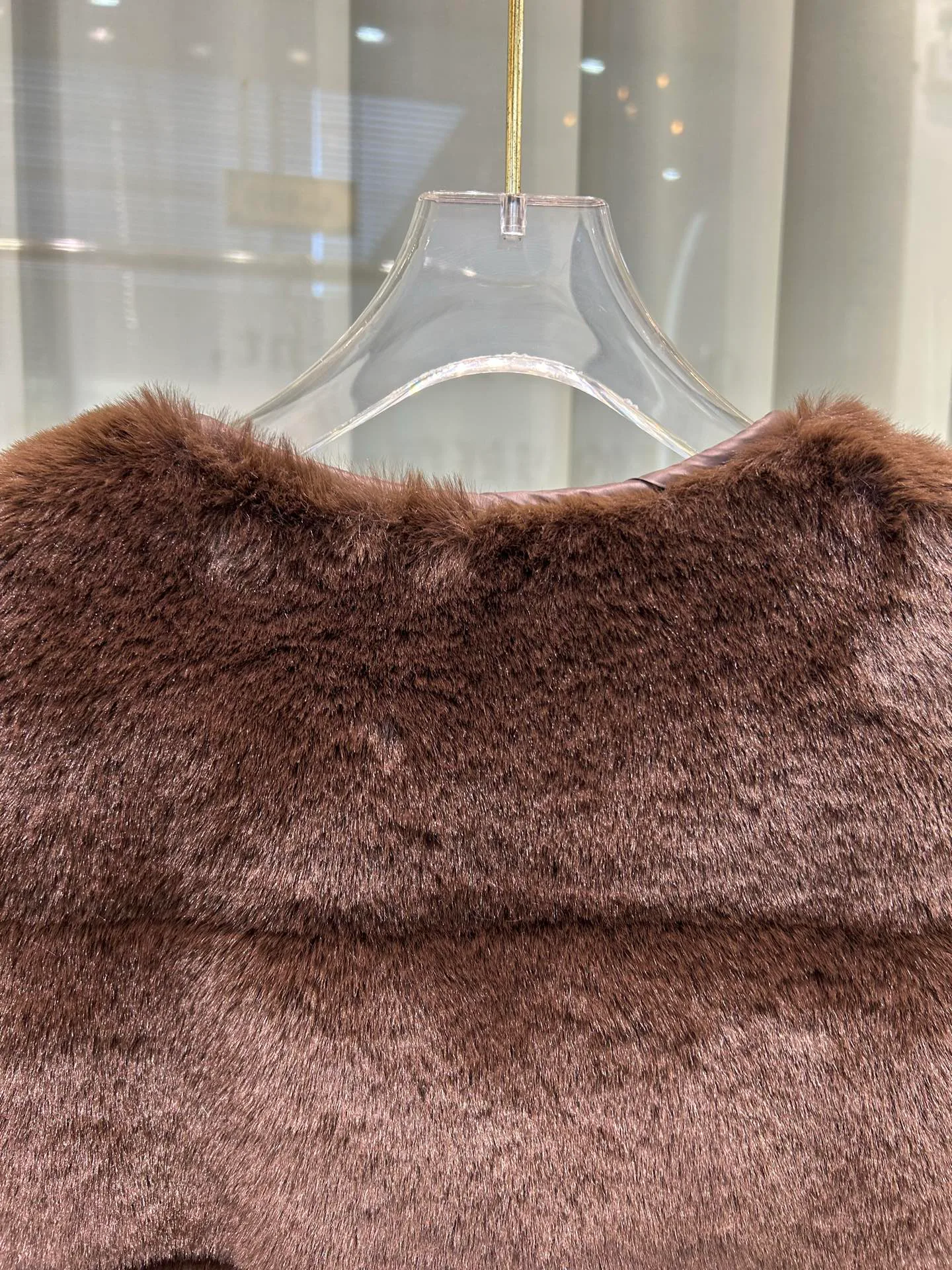 Шубы Женские Moncler 378383