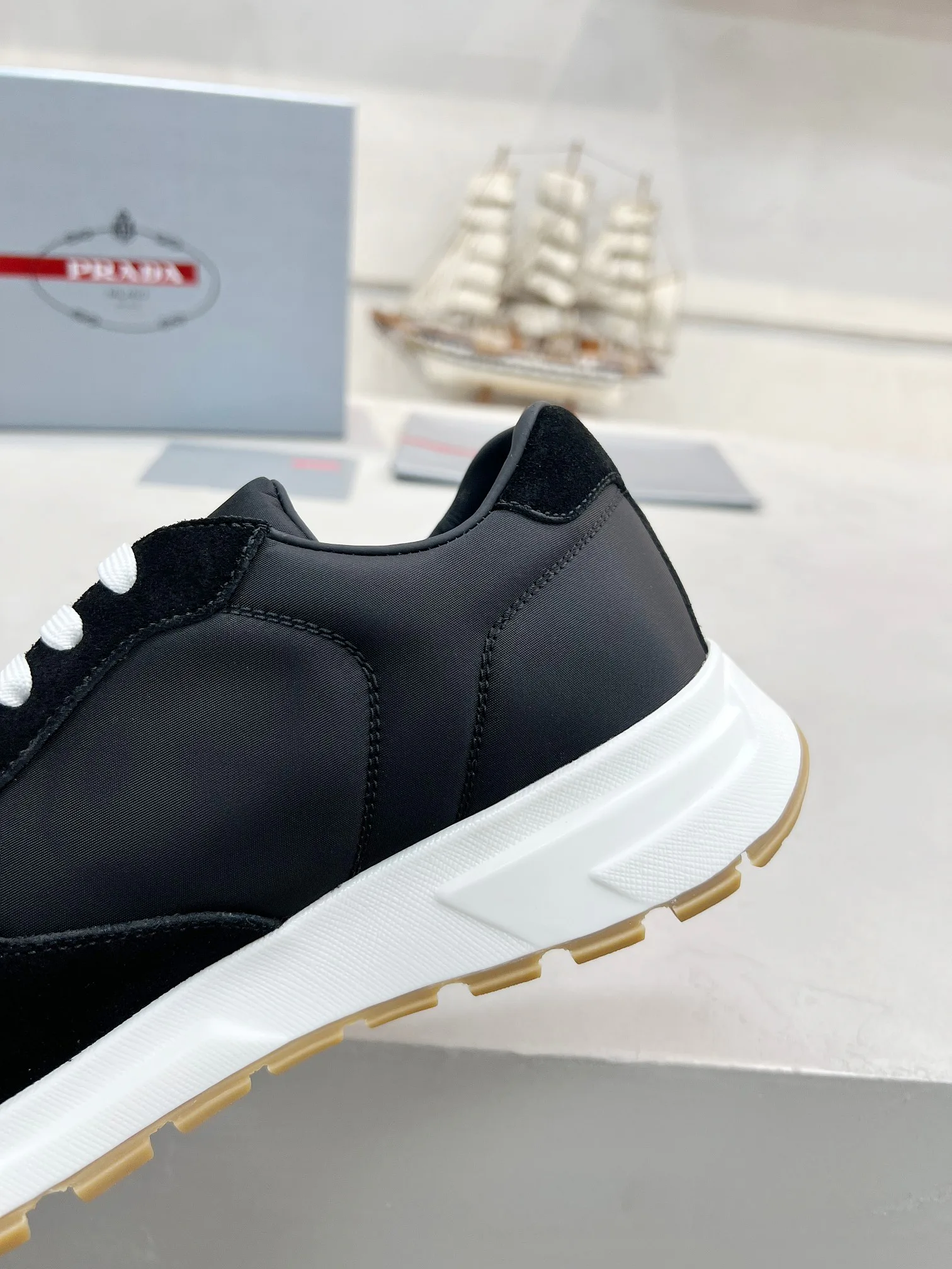 Кроссовки Мужские Prada 1801628