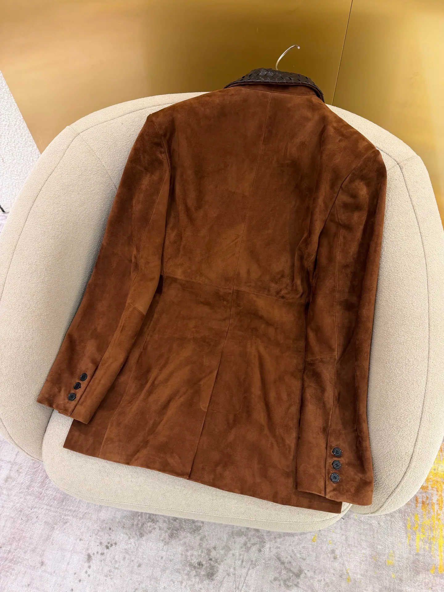 Кожаные Куртки И Дублёнки Женские Bottega Veneta 17802385