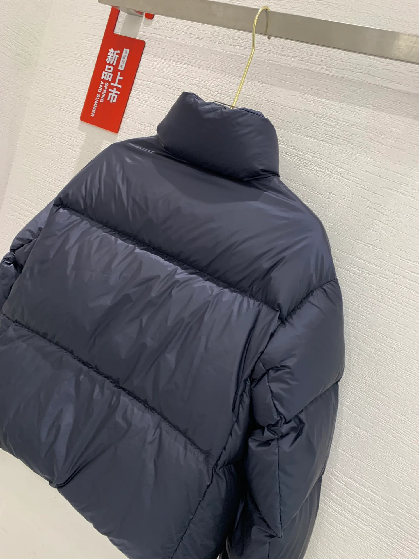 Куртки И Пуховики Женские Canada Goose 6151