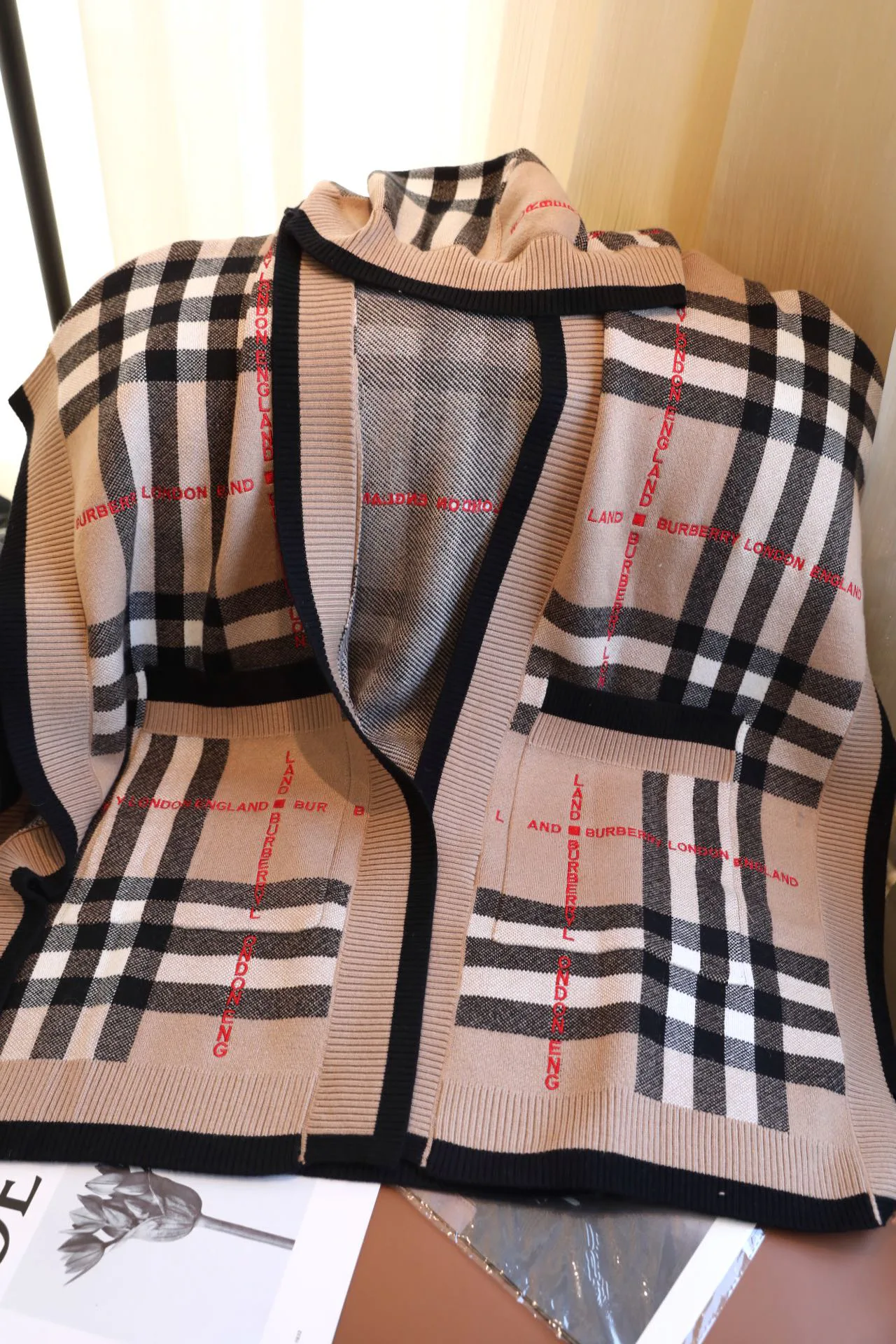 Шарфы Женские Burberry 108128