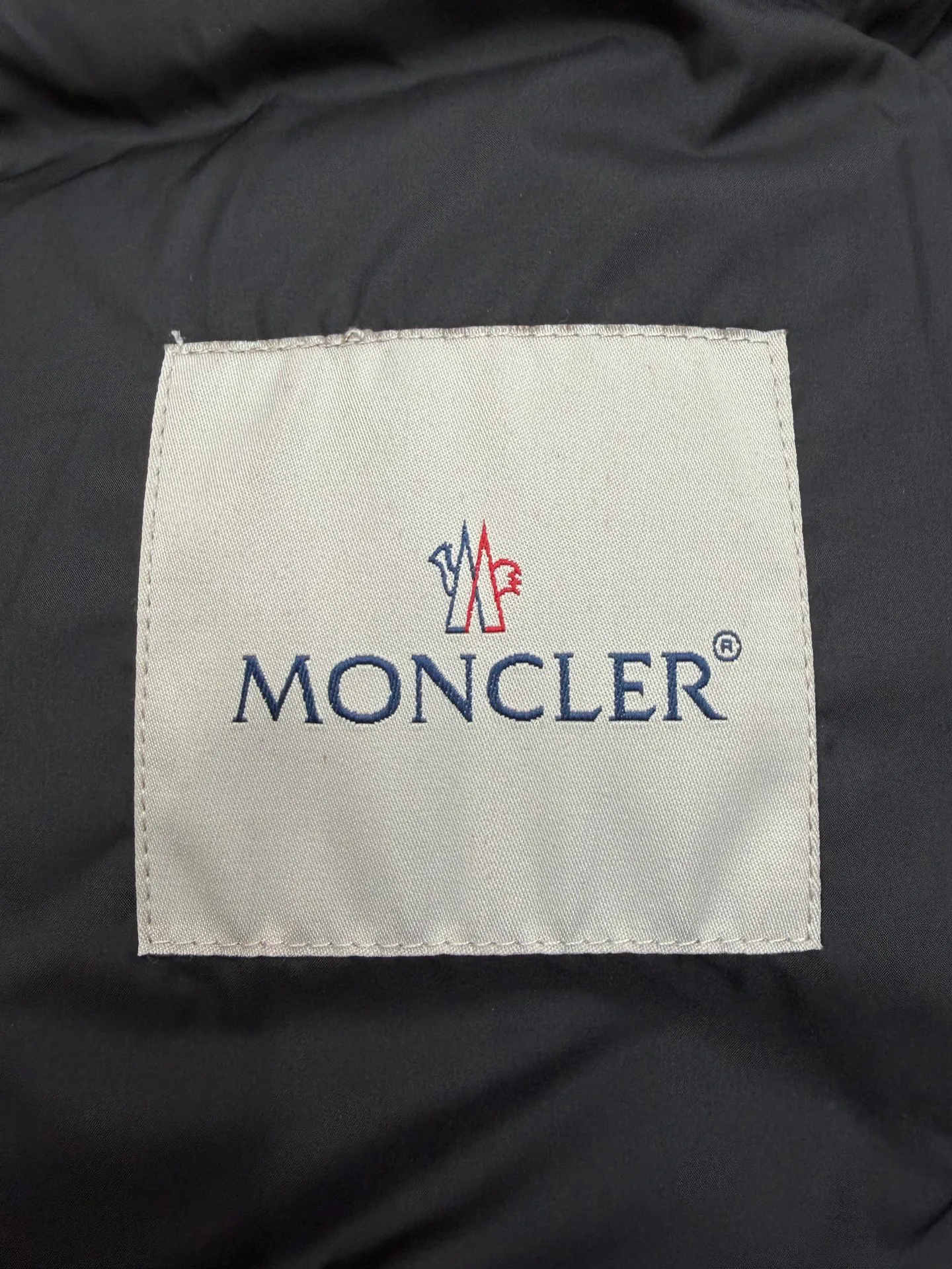 Куртки И Пуховики Женские Moncler 19960330