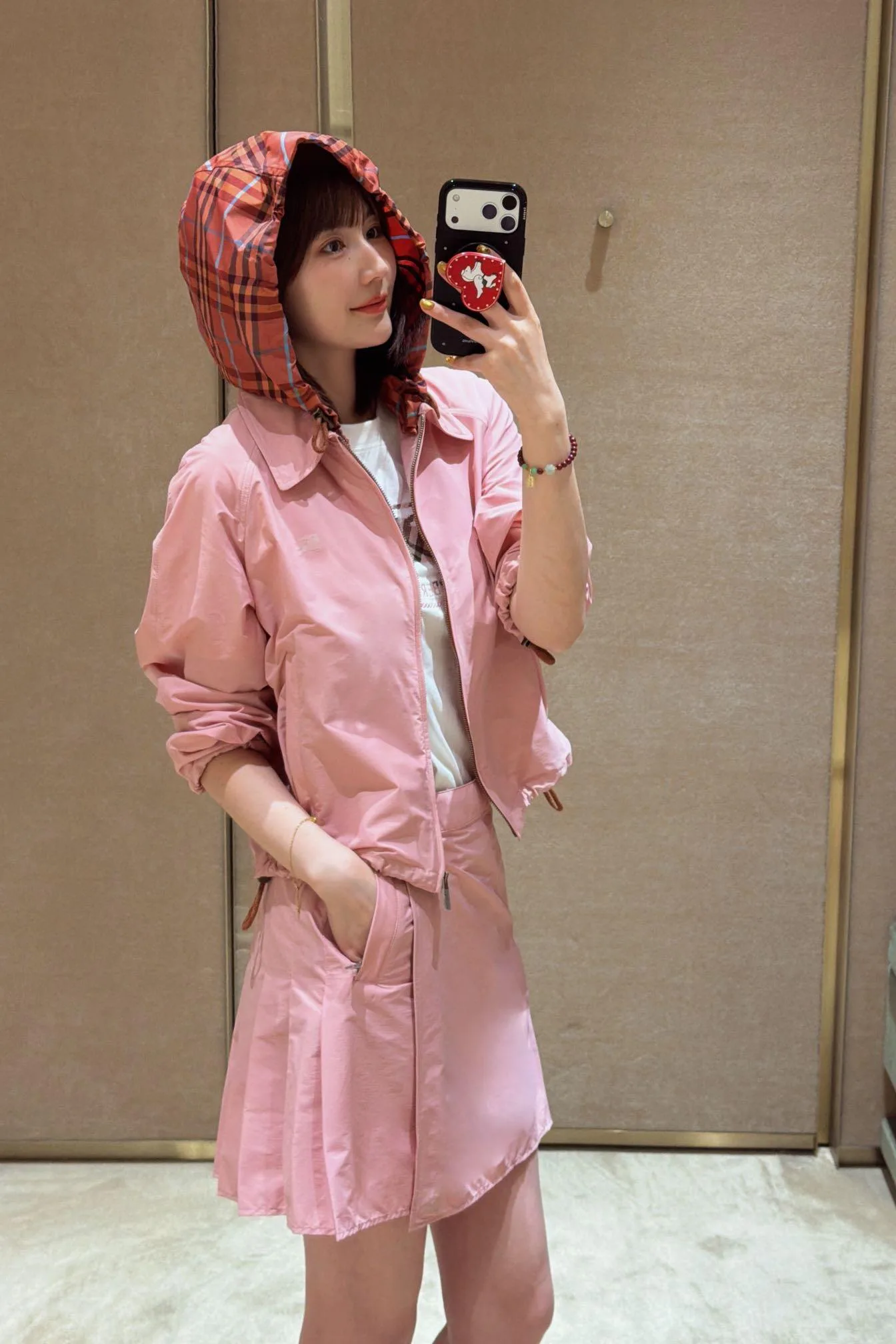 Куртки И Пуховики Женские Burberry 13420103