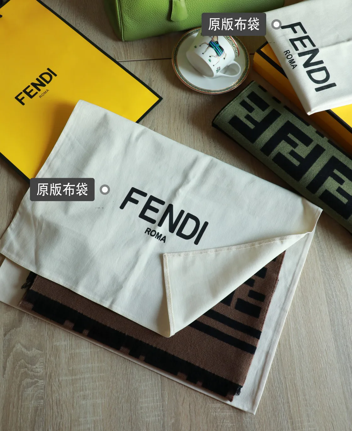 Шарфы Fendi 240506