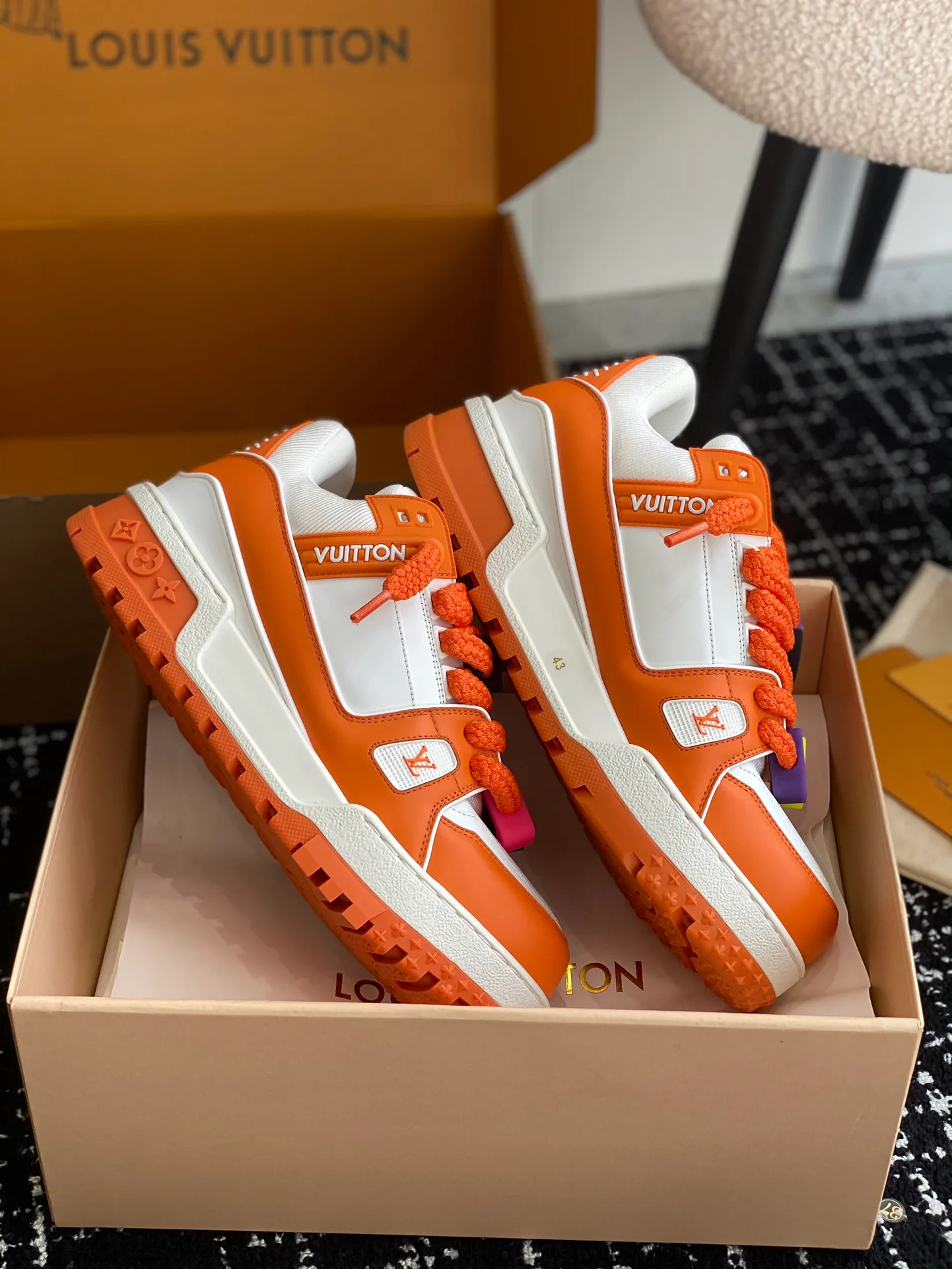 Кроссовки Женские Louis Vuitton 7590