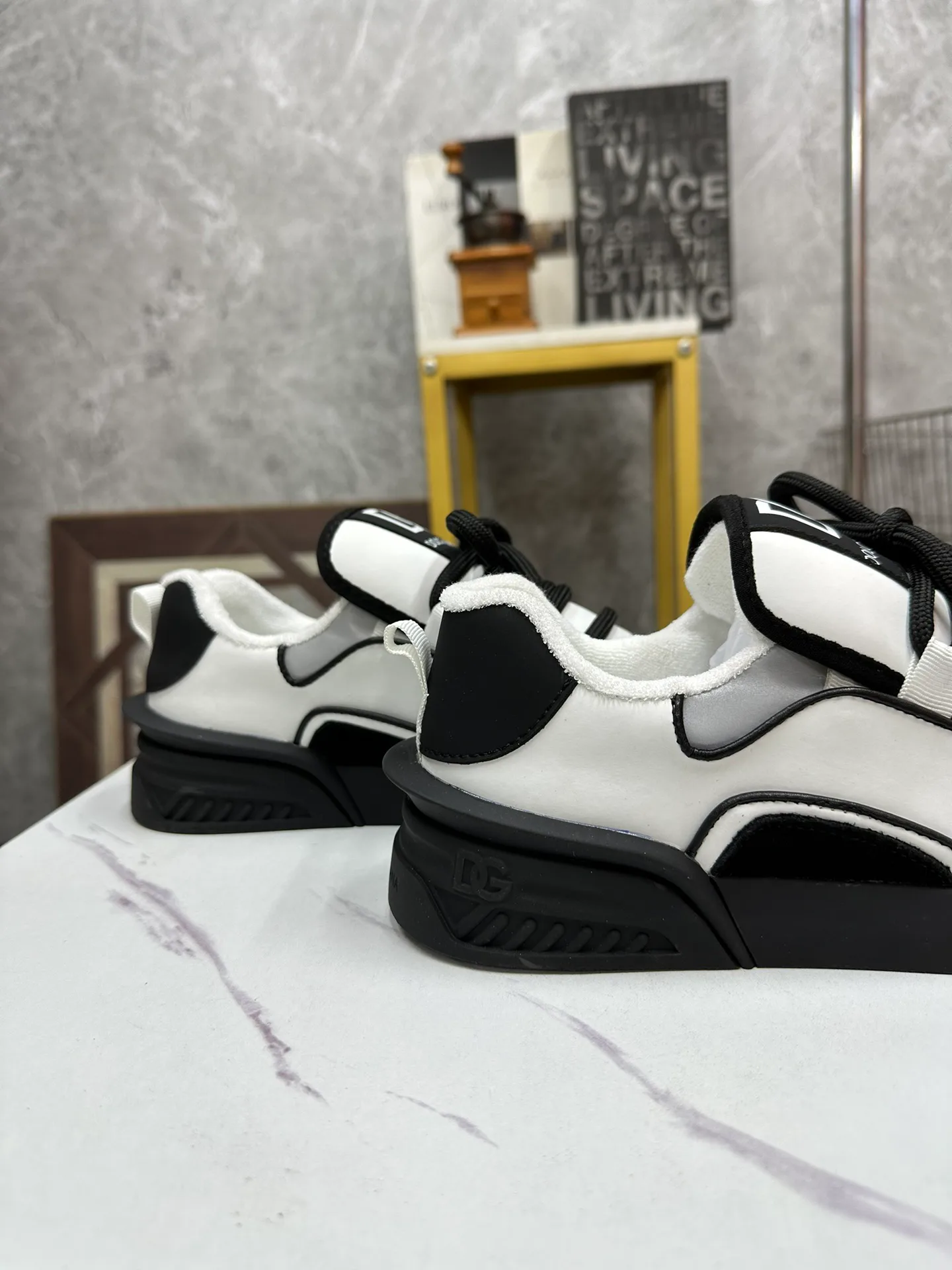 Кроссовки Женские Dolce & Gabbana 16125