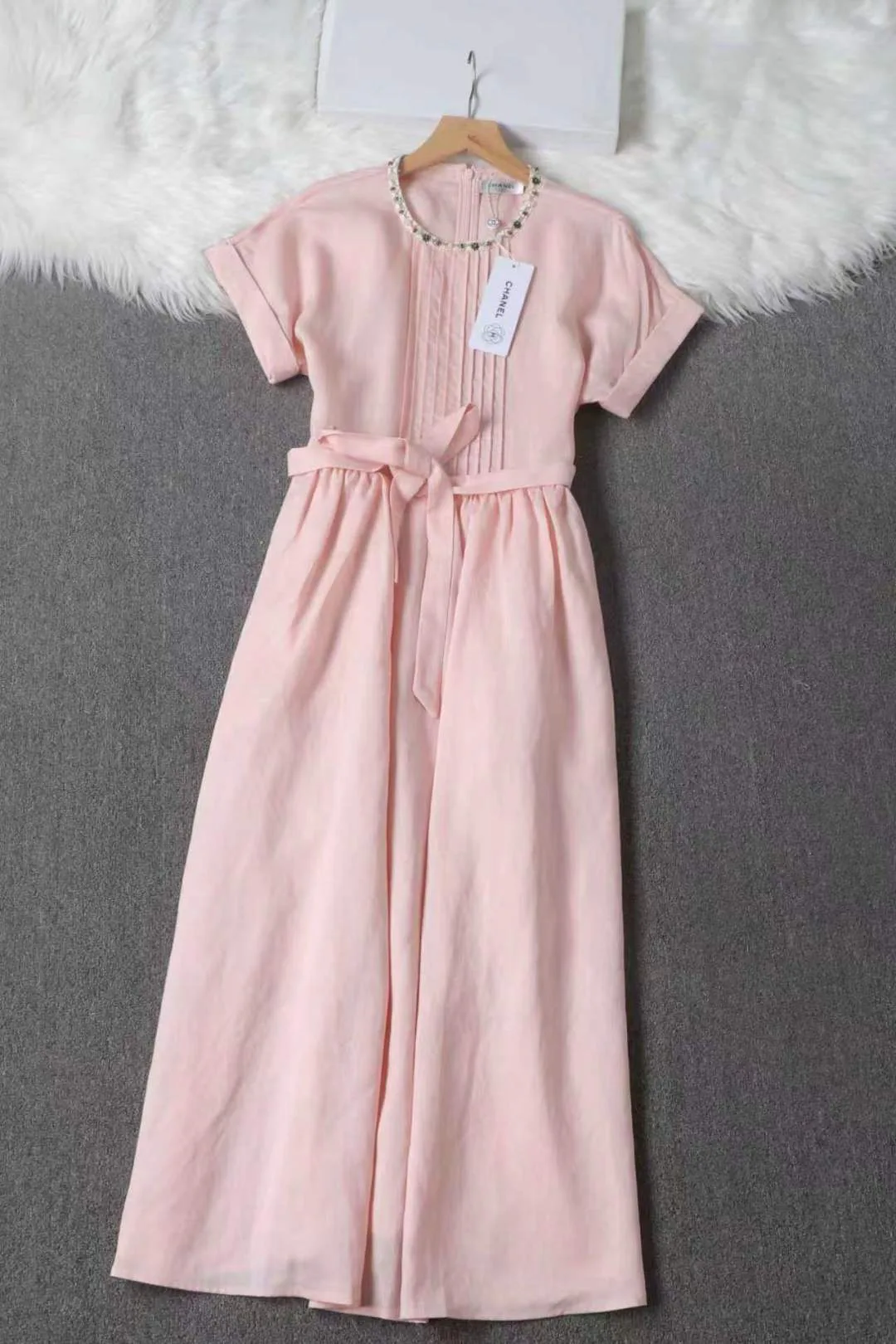 Платья Женские Chanel 17049696