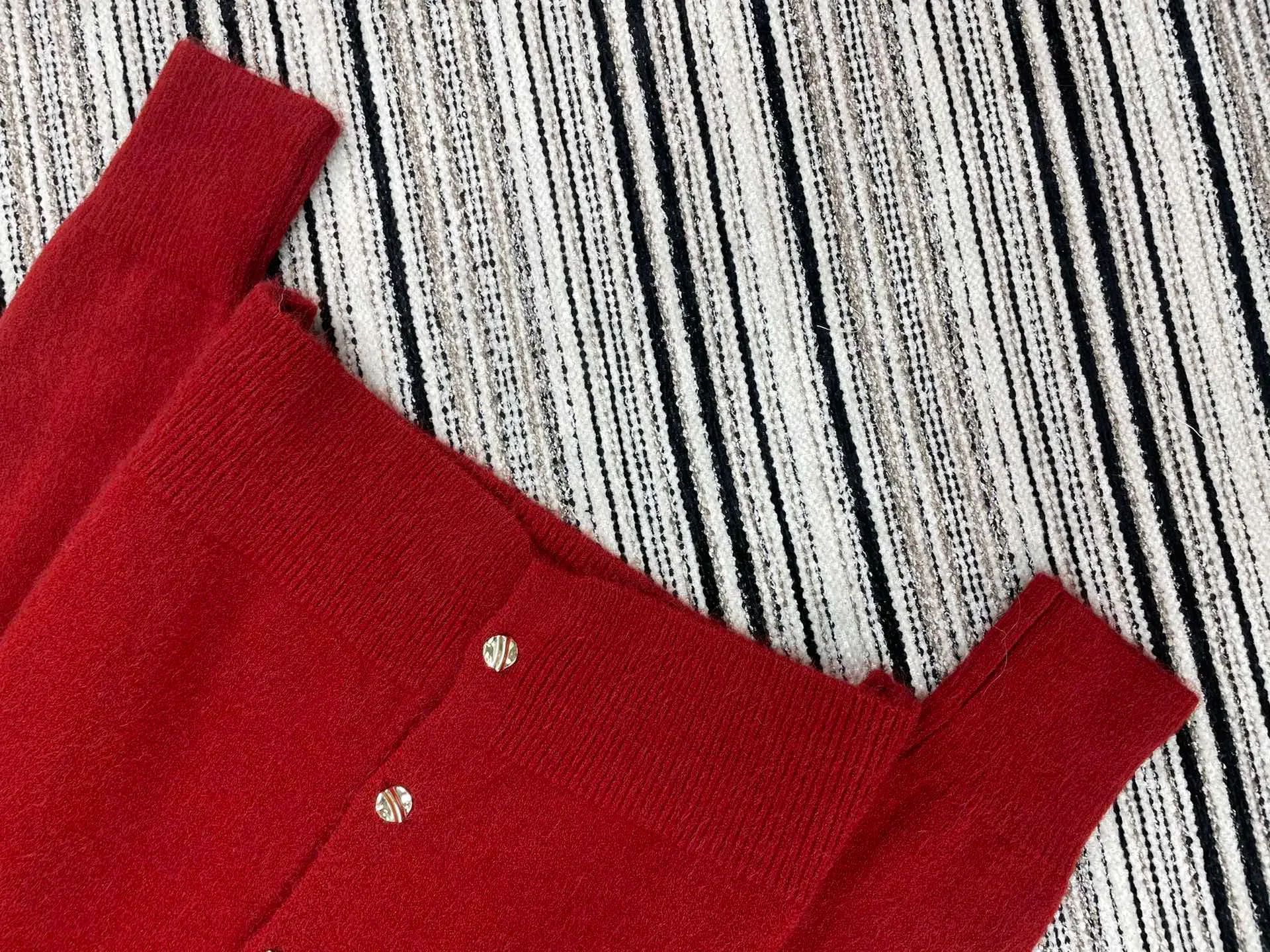 Джемперы И Свитеры Женские Chanel 1409461