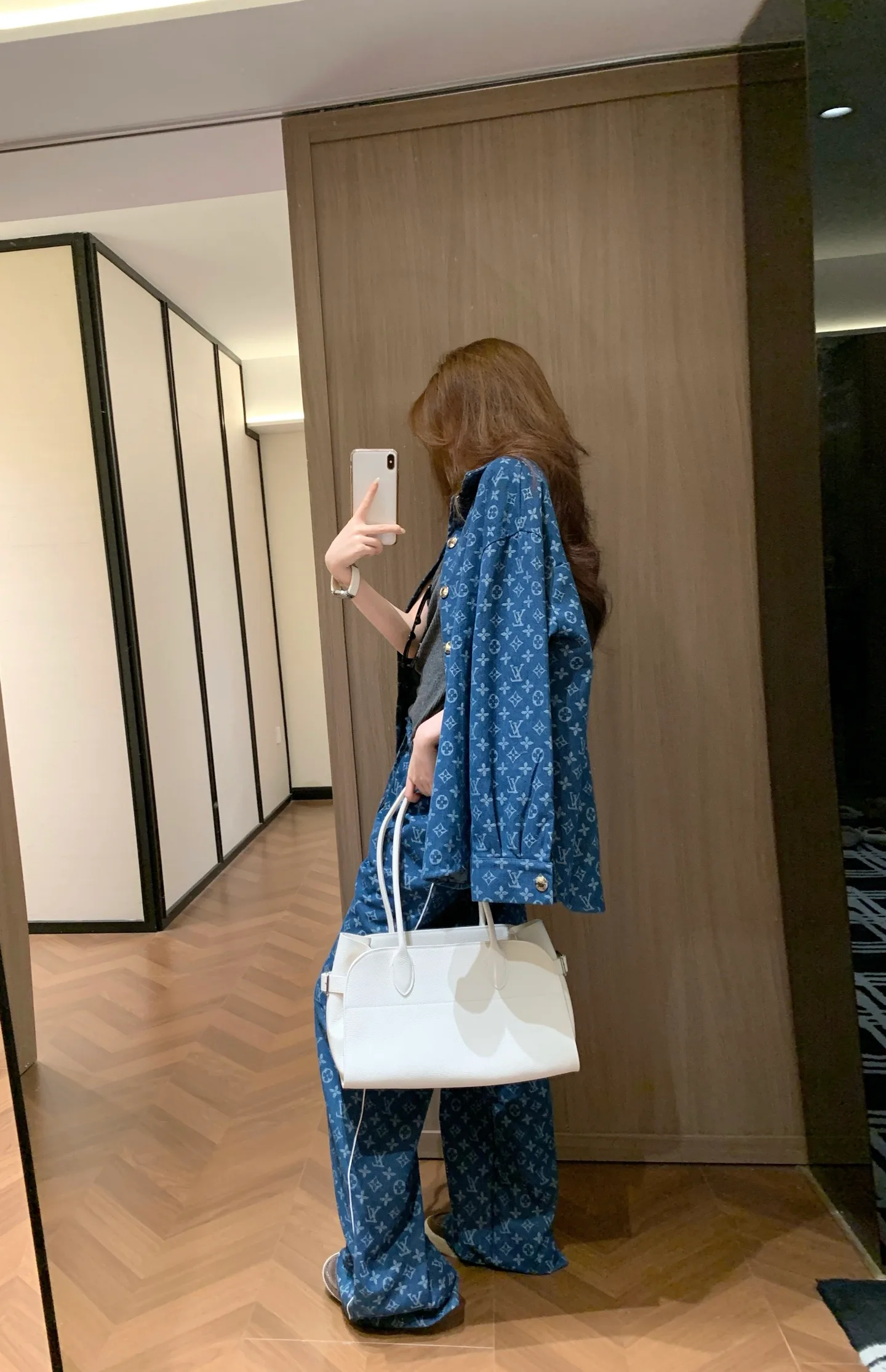 Костюмы Женские Louis Vuitton 17988119