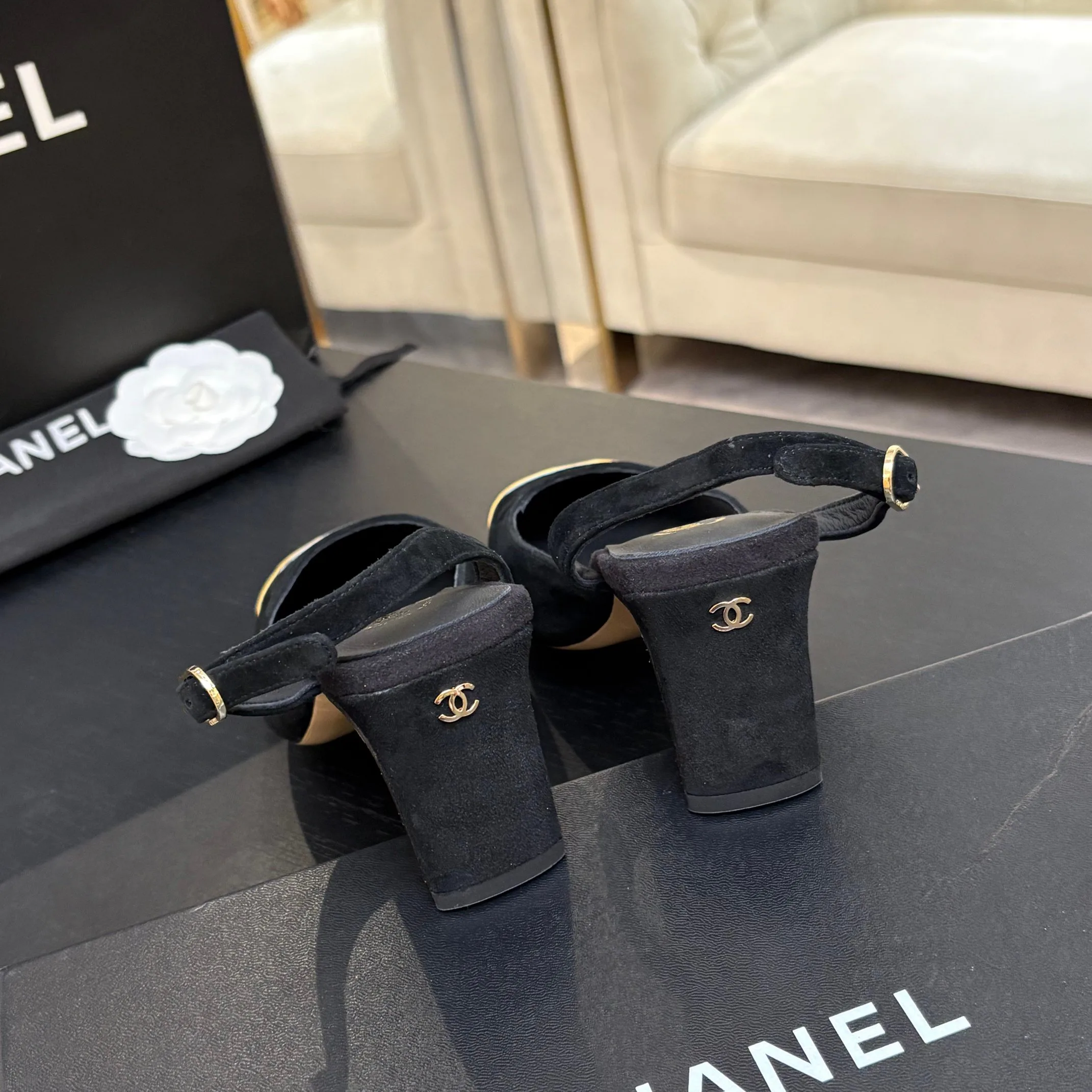 Туфли Женские Chanel 17448372