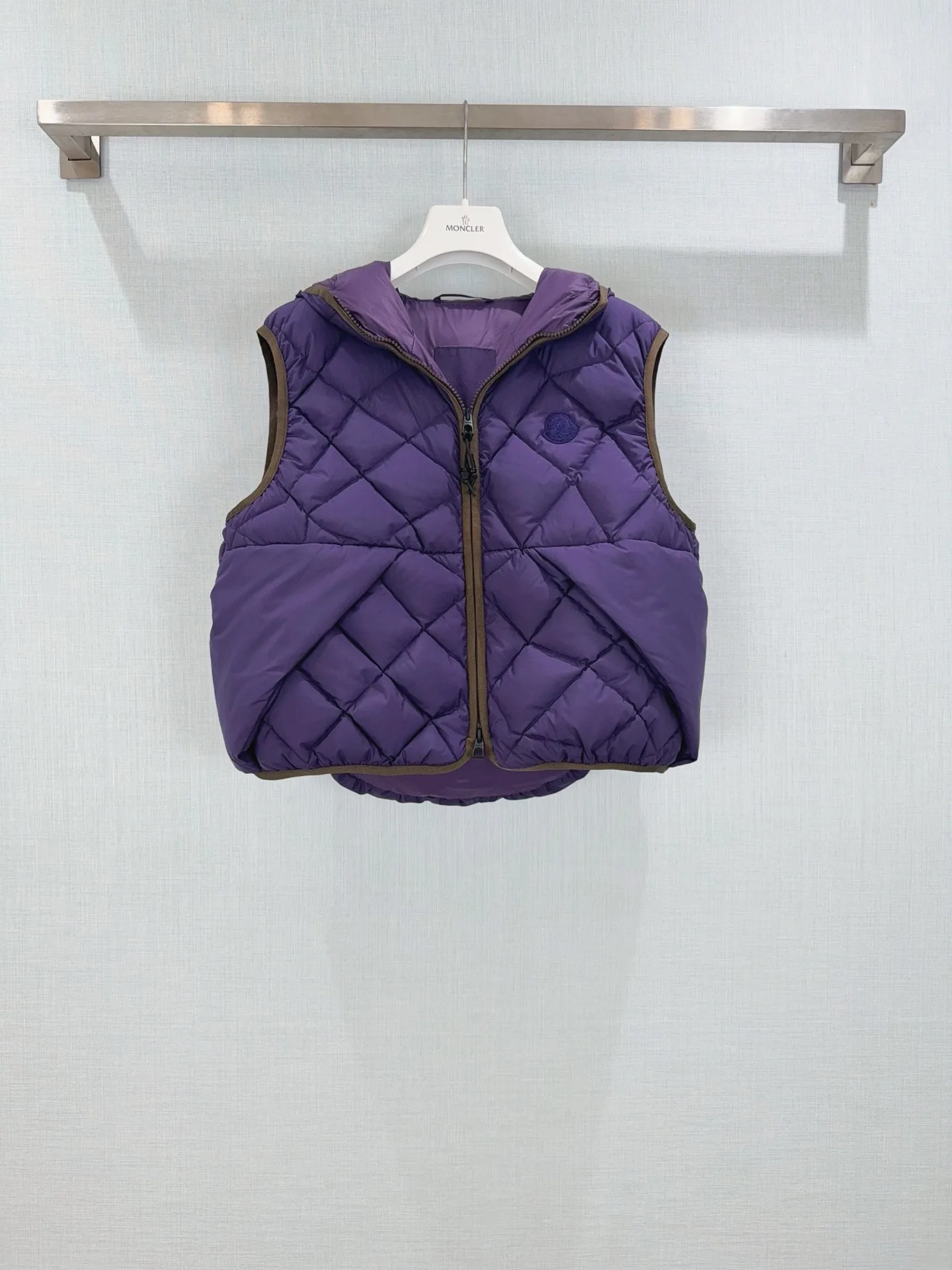 Жилеты Женские Moncler 18474159
