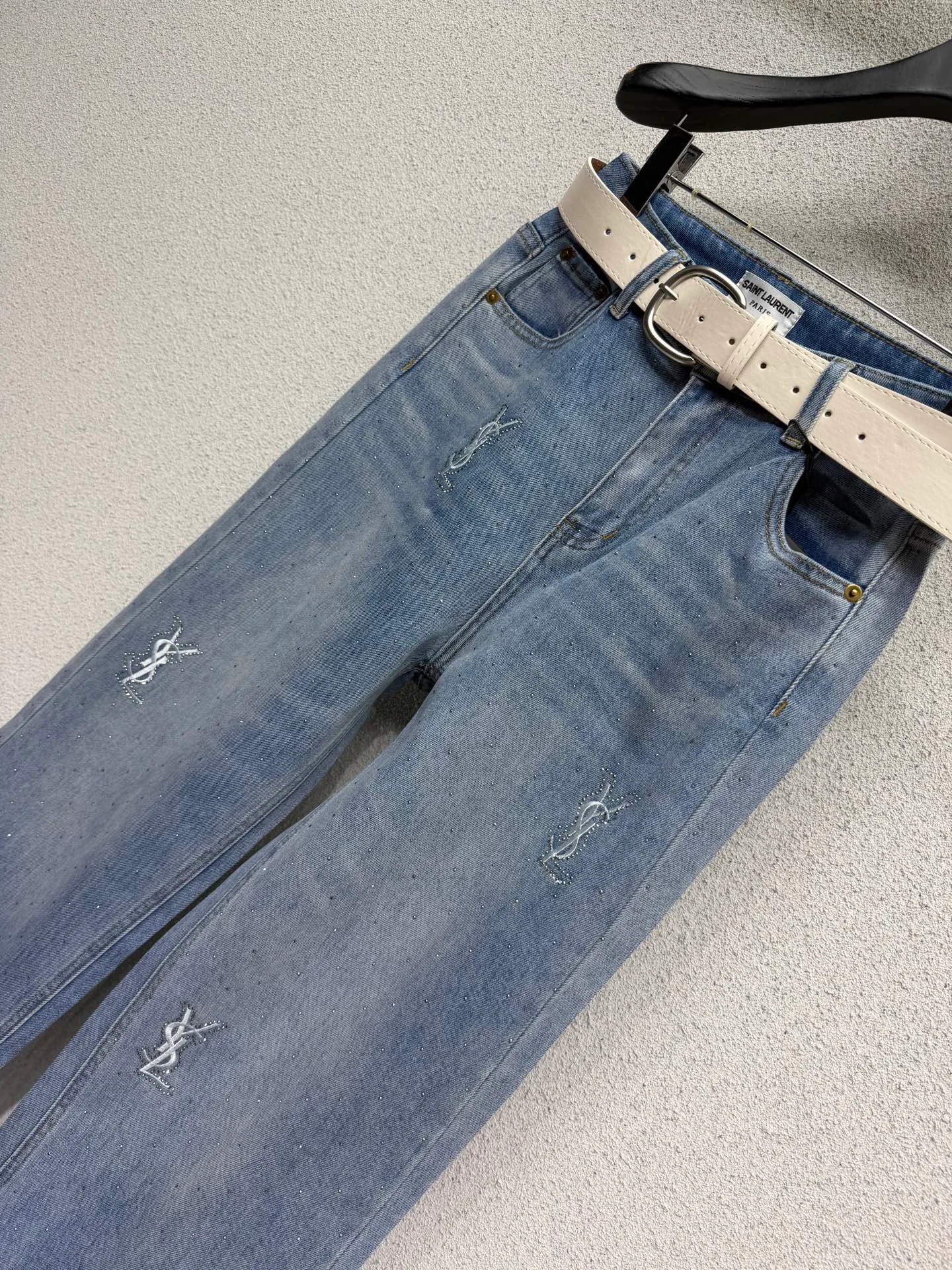 Джинсы Женские Saint Laurent 9824312