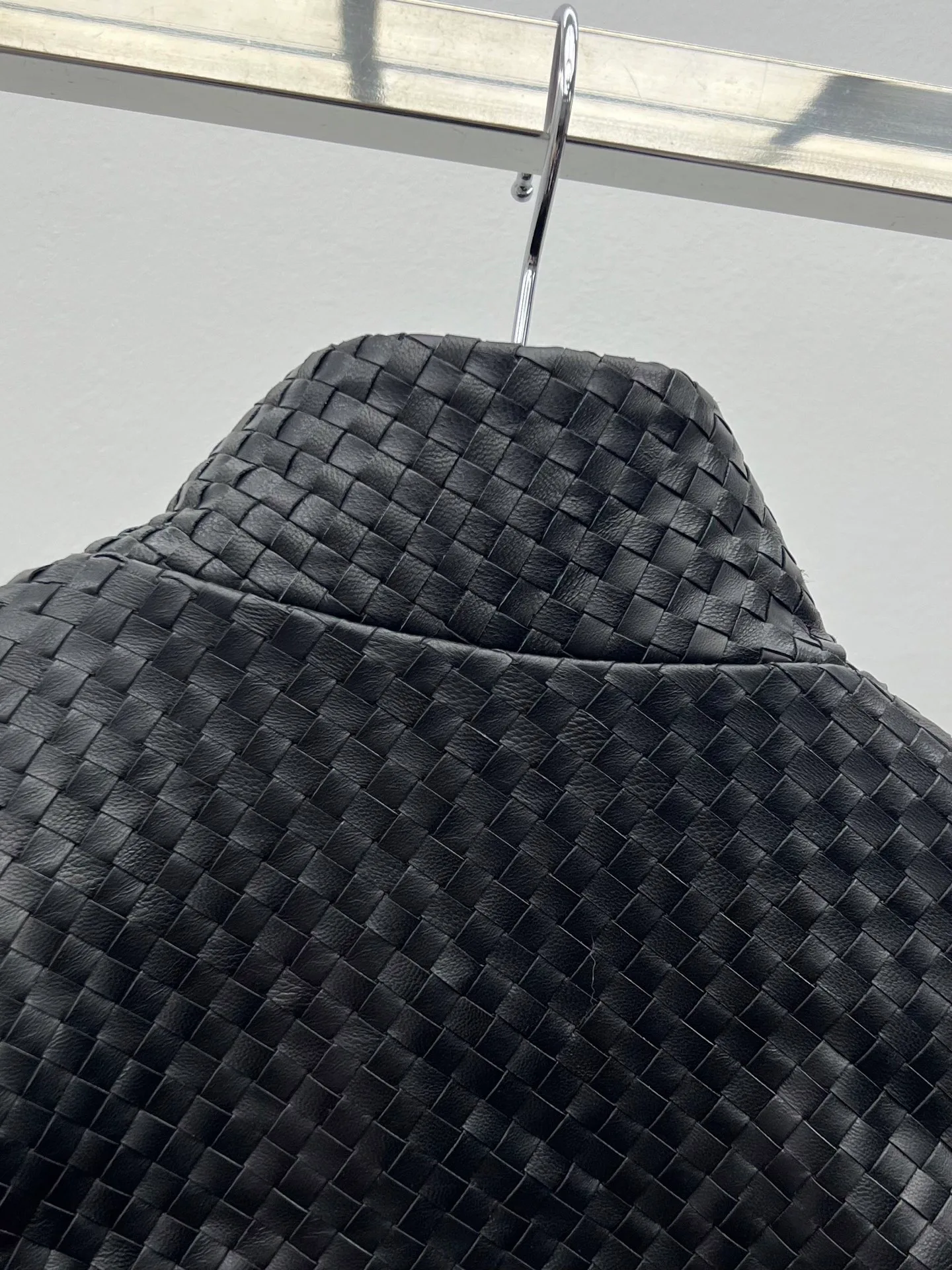 Кожаные Куртки И Дублёнки Женские Bottega Veneta 17719114