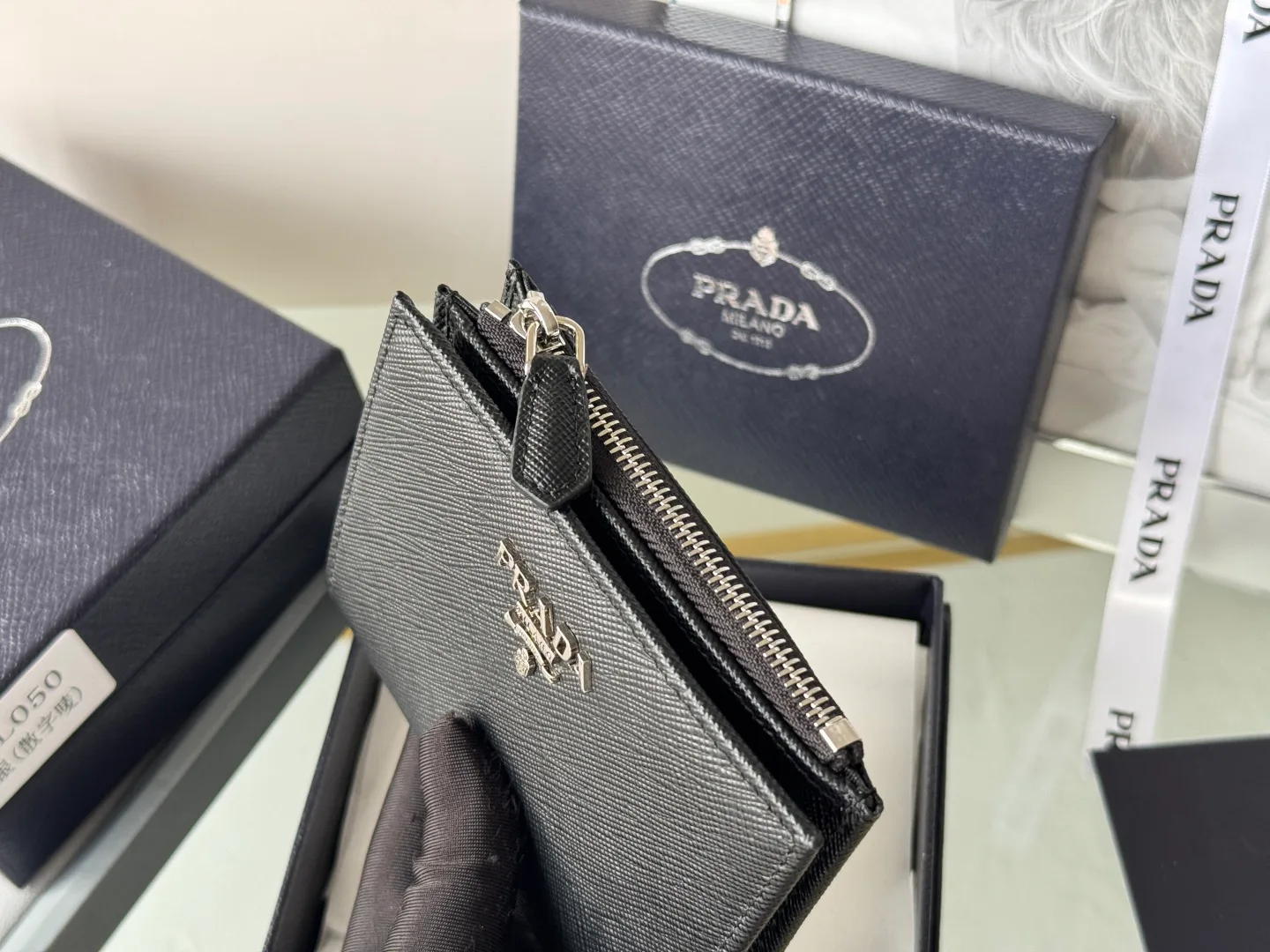 Клатчи Женские Prada 17999974