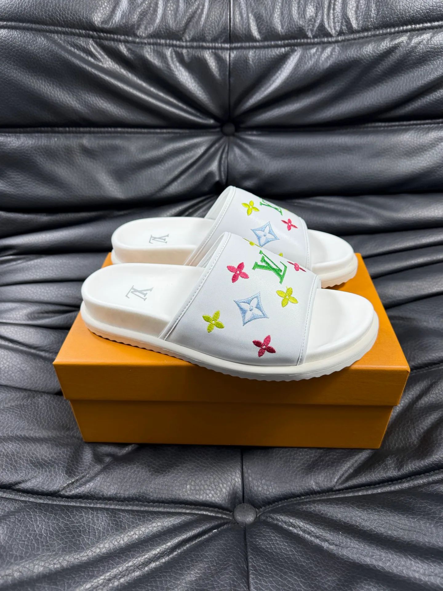 Шлепанцы Женские Louis Vuitton 991670