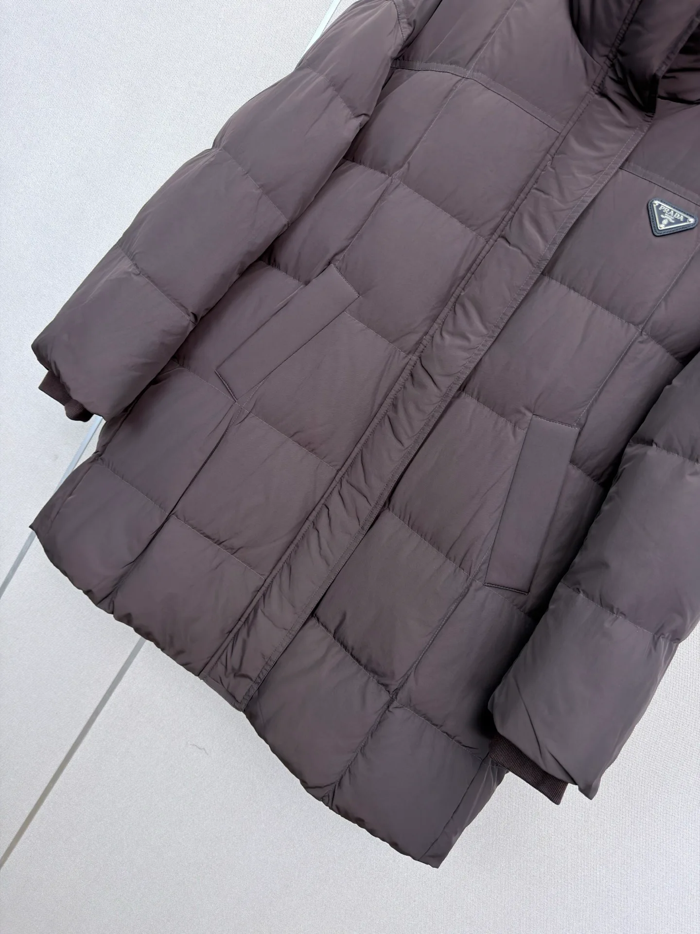 Куртки И Пуховики Женские Prada 18402404