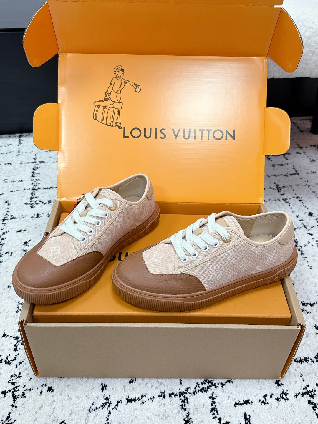 Кеды Женские Louis Vuitton 2471142