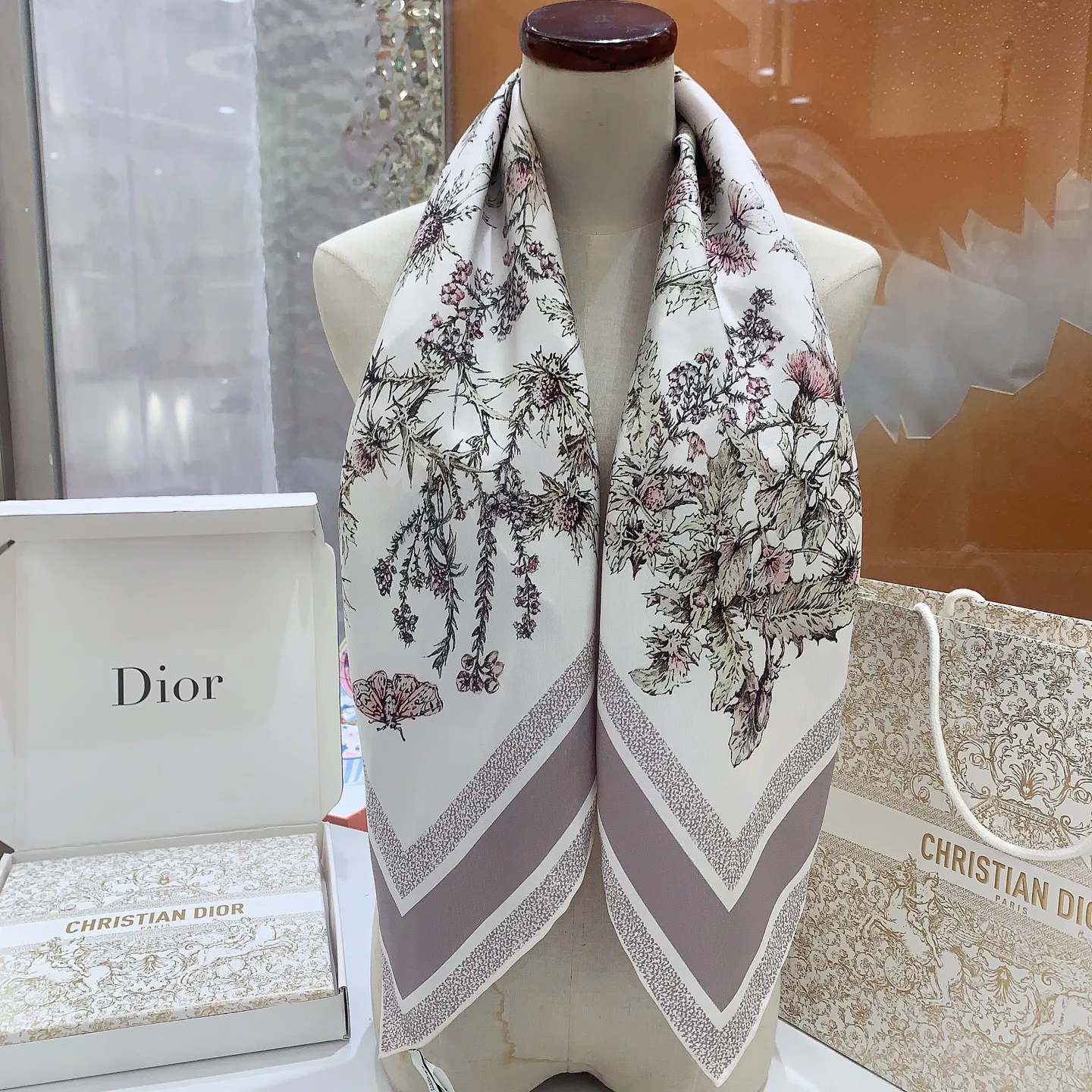 Платки Christian Dior 11262644