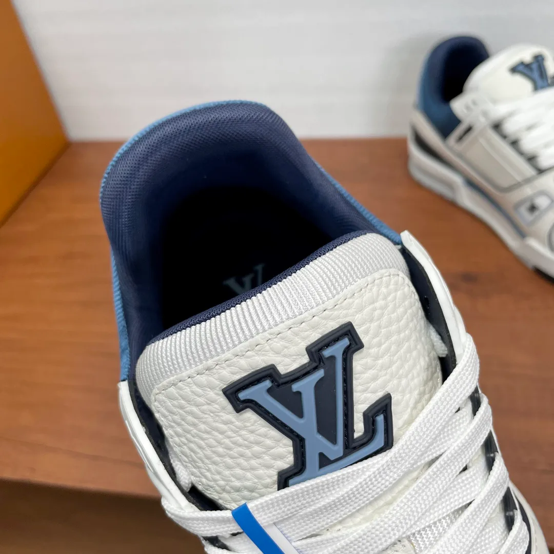 Кроссовки Мужские Louis Vuitton 11602236