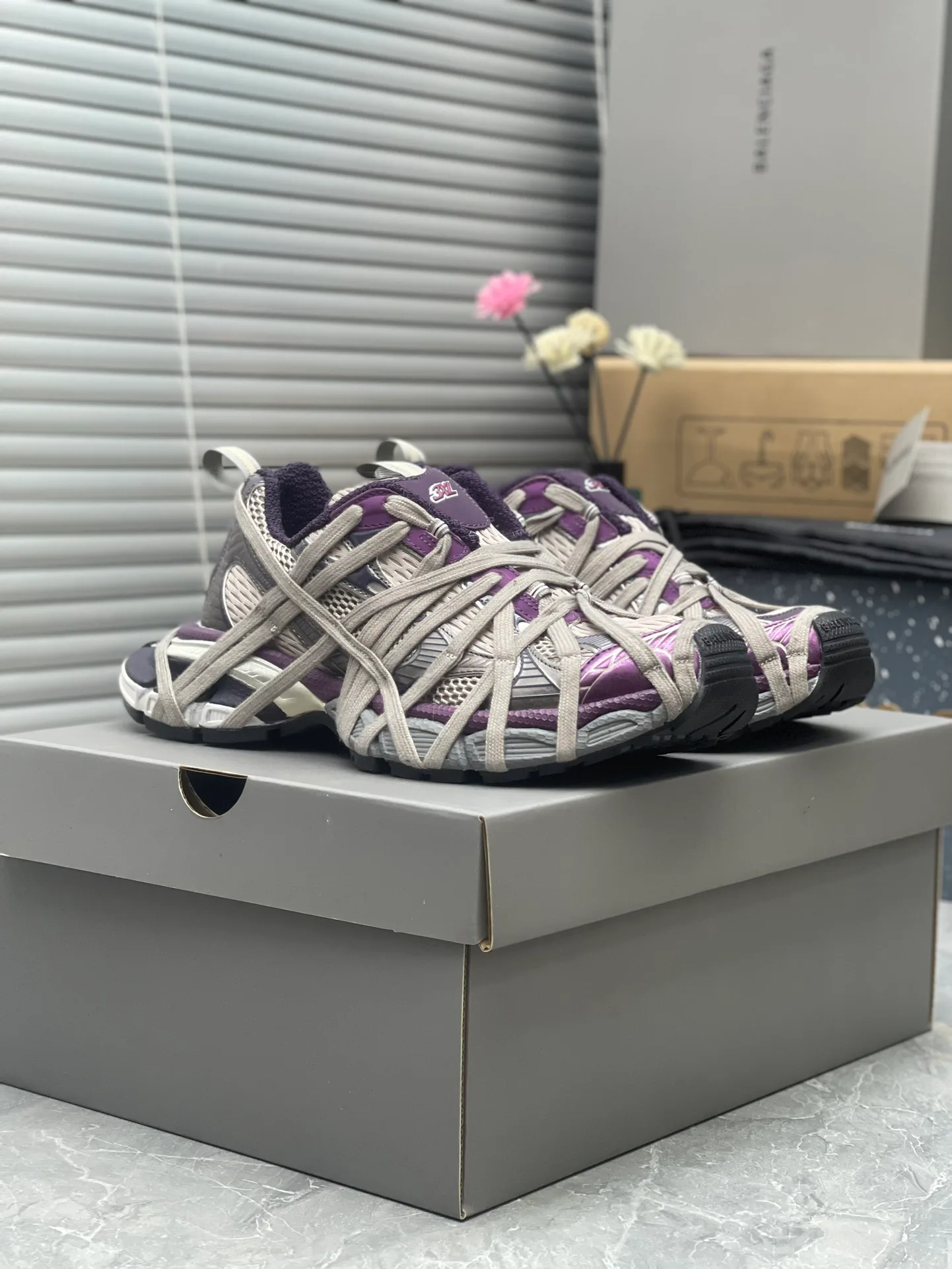 Кроссовки Мужские Balenciaga 19091397