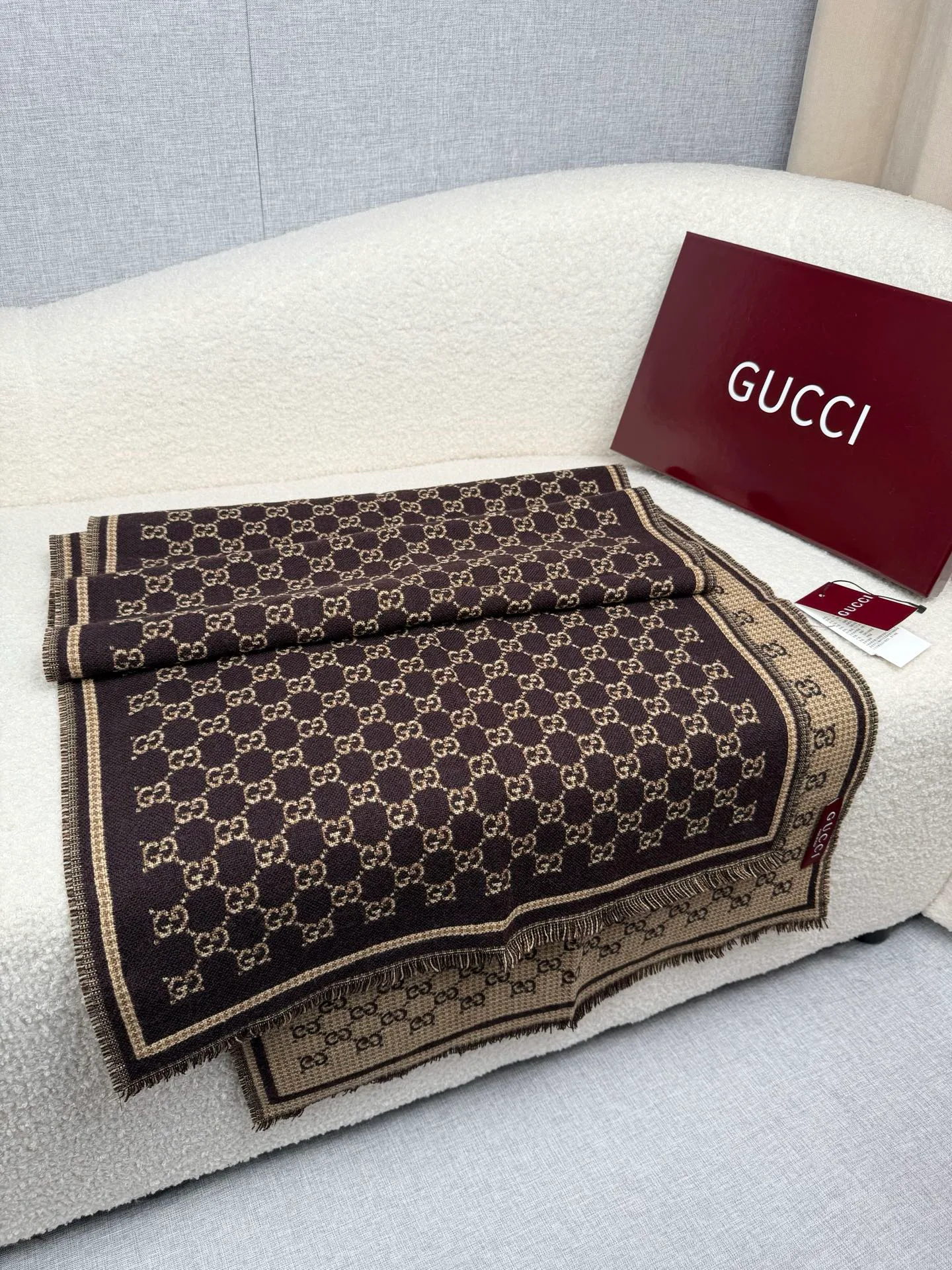 Шарфы Gucci 205931