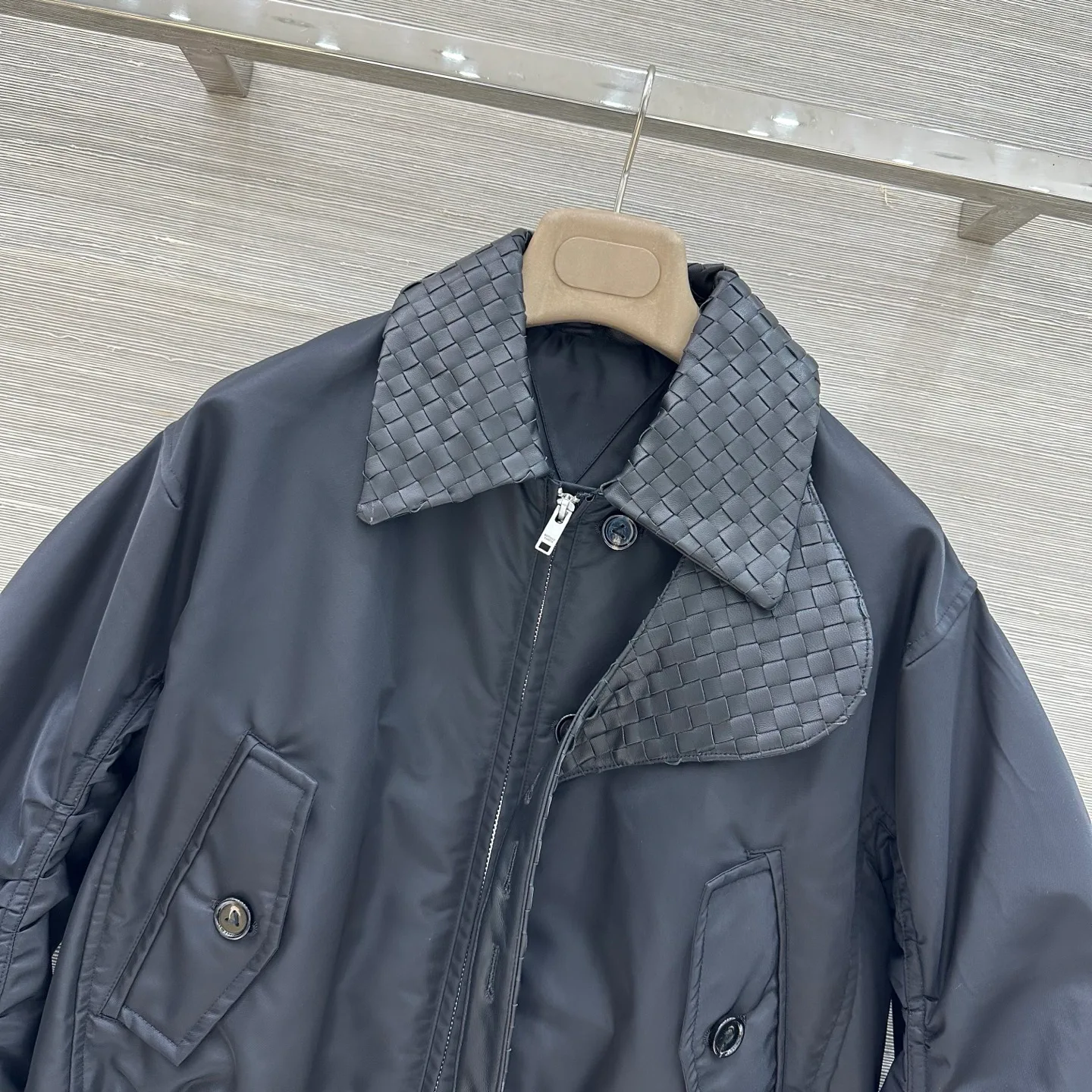 Куртки И Пуховики Женские Bottega Veneta 18311292