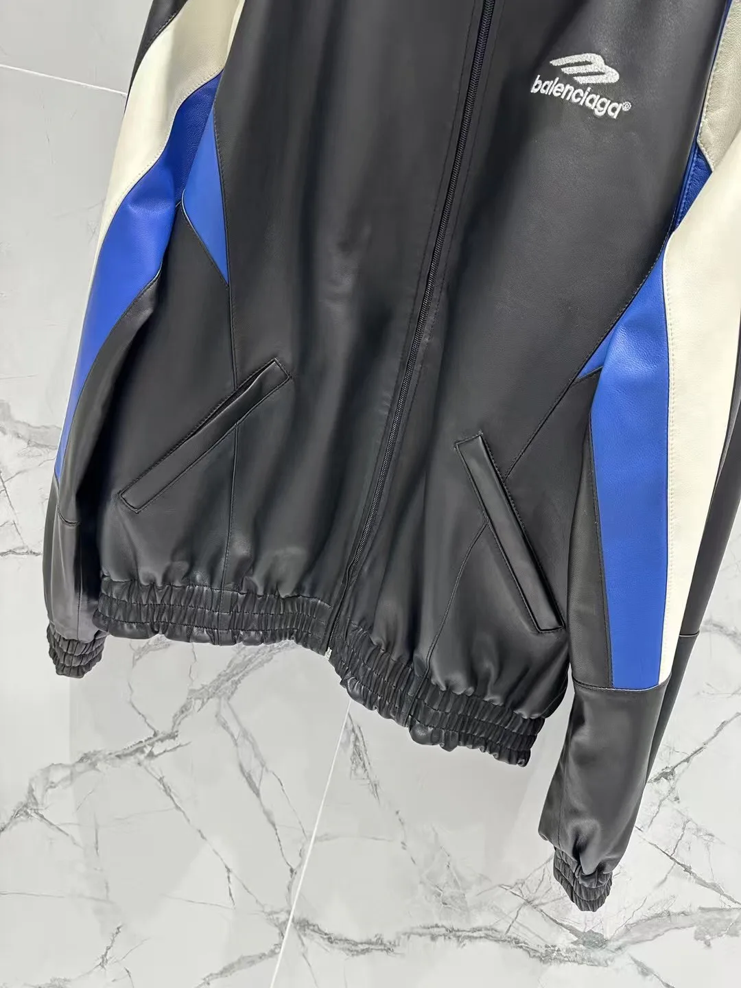Кожаные Куртки И Дублёнки Женские Balenciaga 11544816