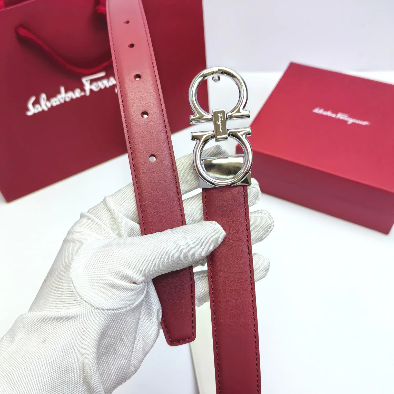 Поясные Сумки Женские Salvatore Ferragamo 11886340