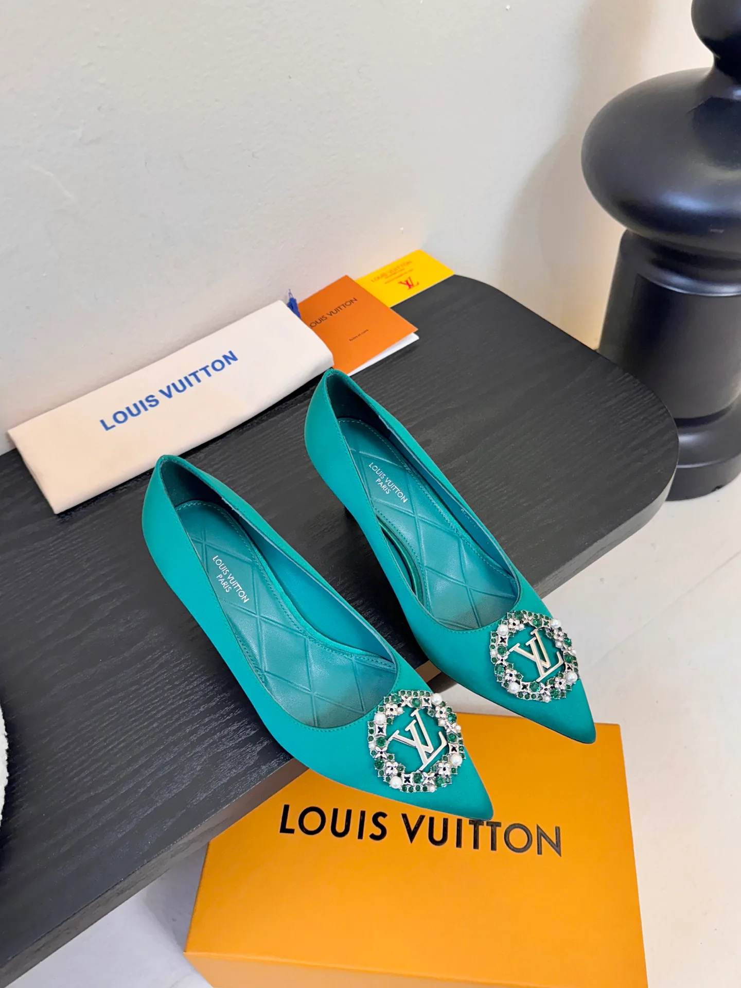 Туфли Женские Louis Vuitton 2300150