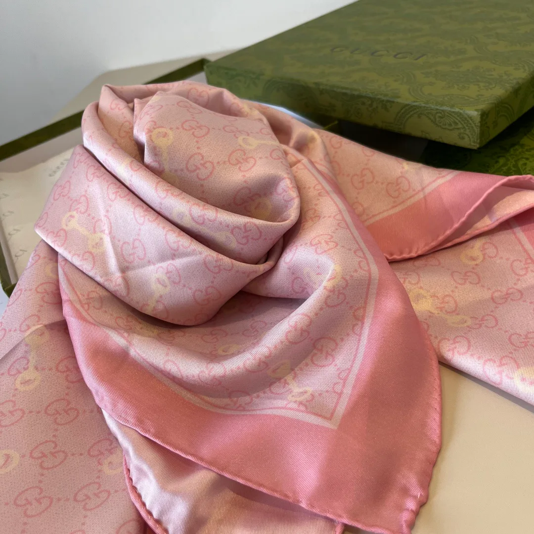 Платки Gucci 1603514