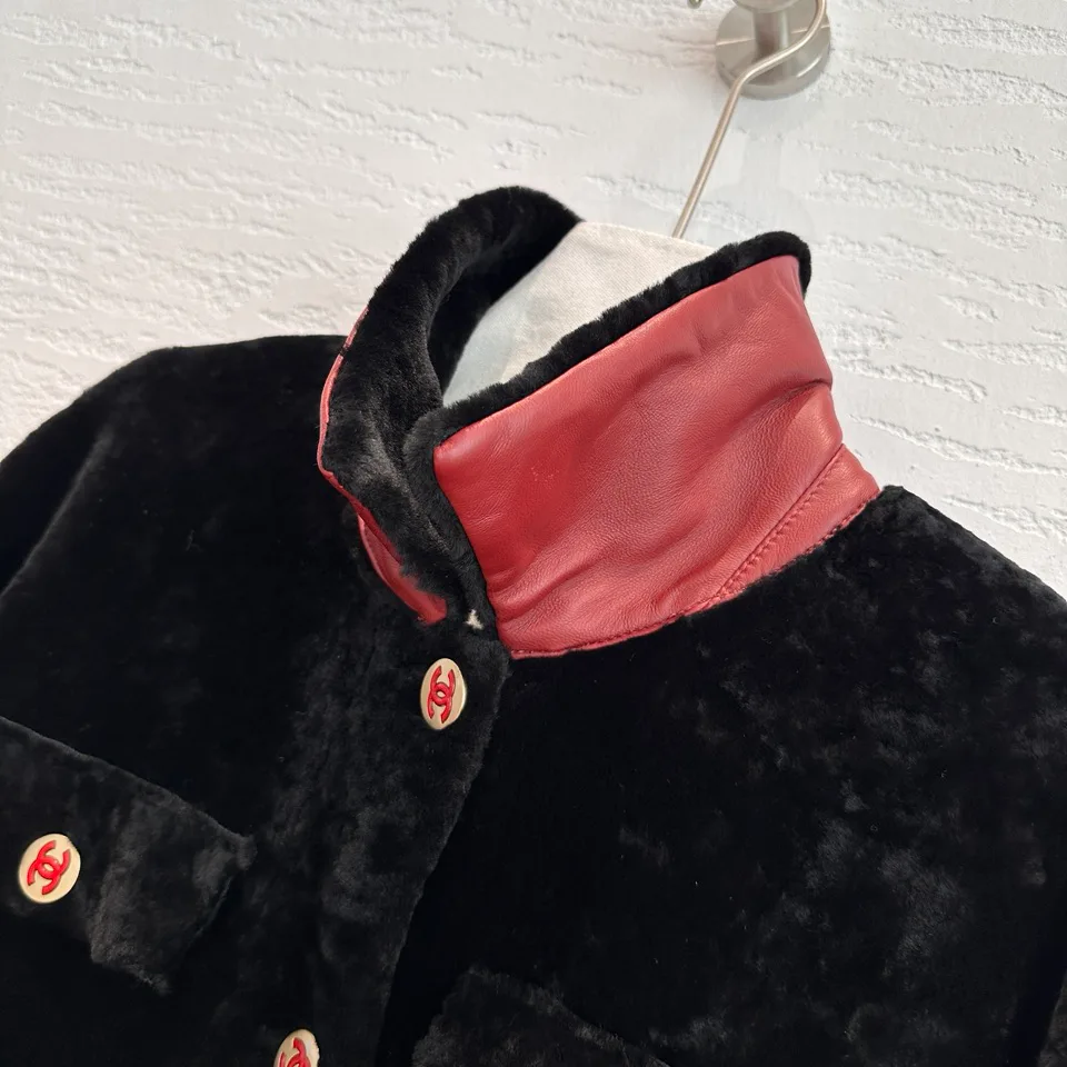 Пальто Женские Chanel 18559504