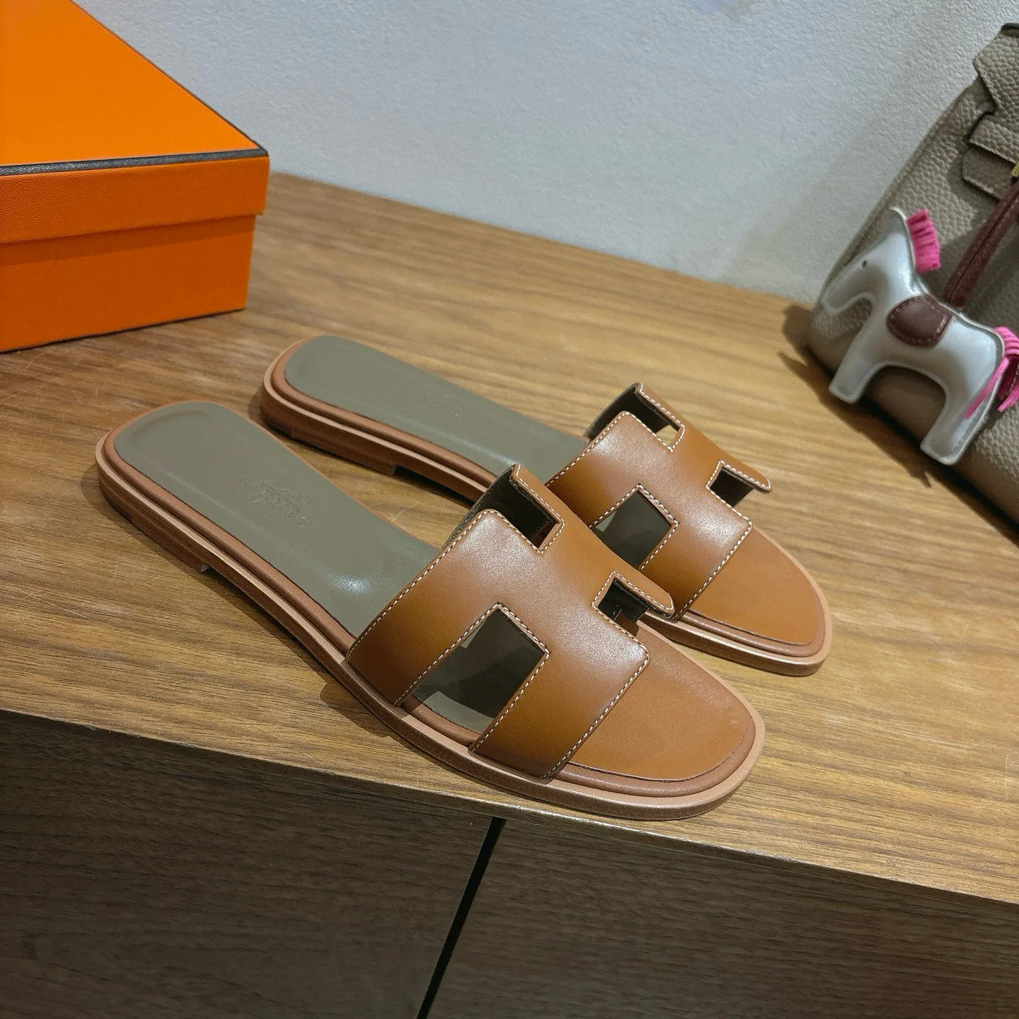 Шлепанцы Женские Hermes 396960