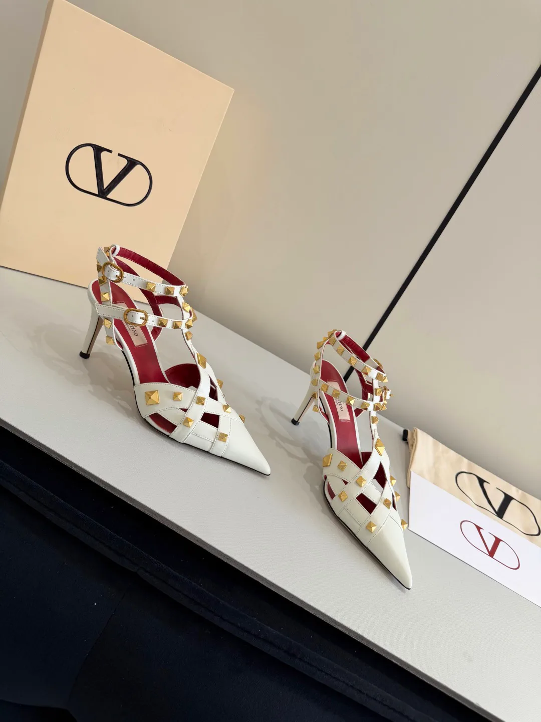 Босоножки Женские Valentino 5054392