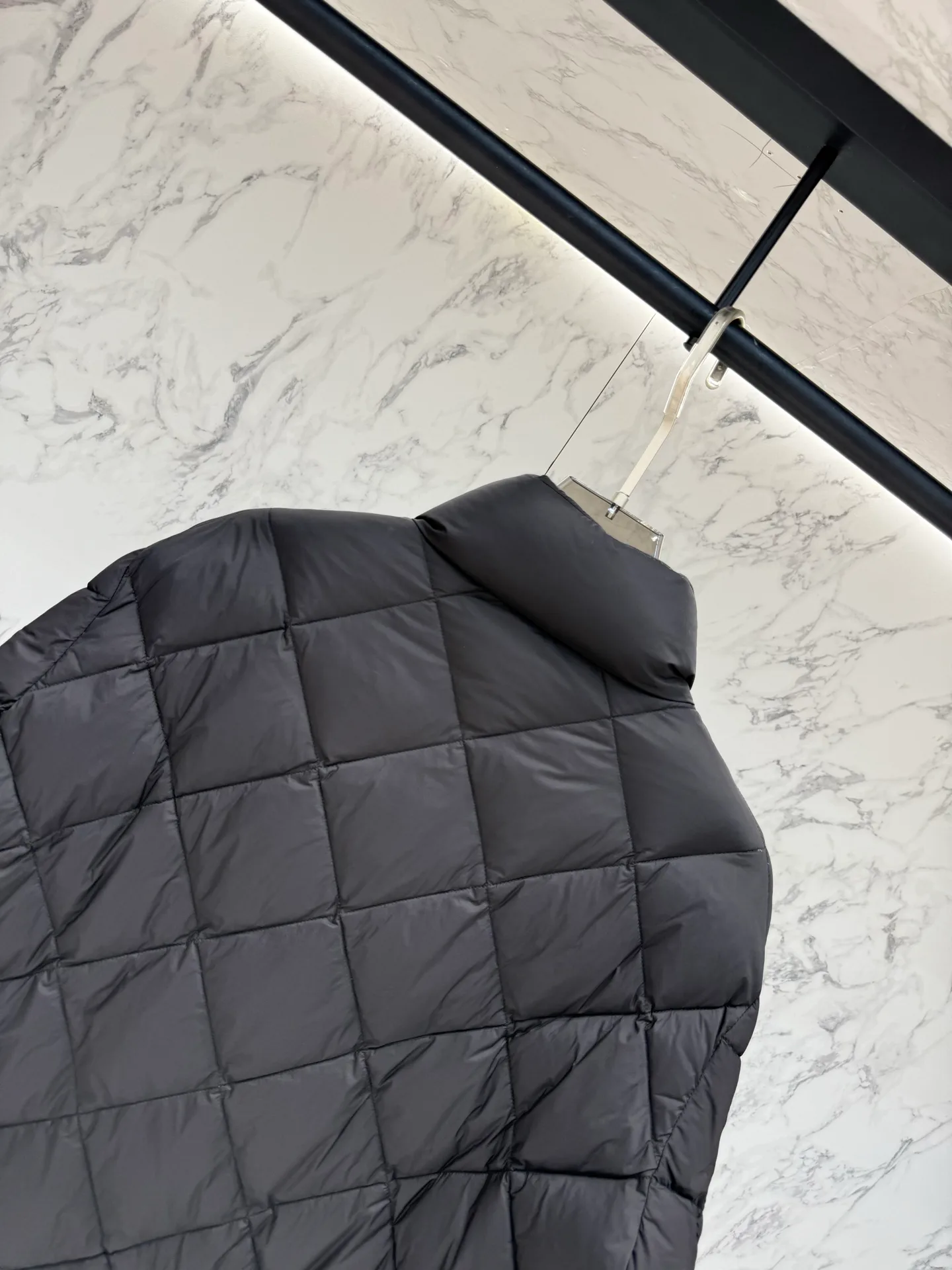 Куртки И Пуховики Женские Prada 18480923