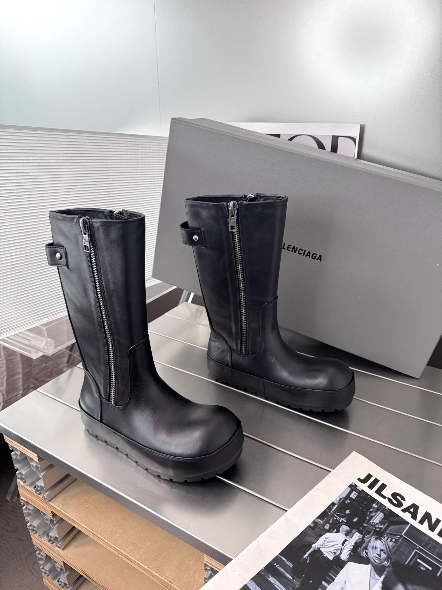 Сапоги Женские Balenciaga 18152287