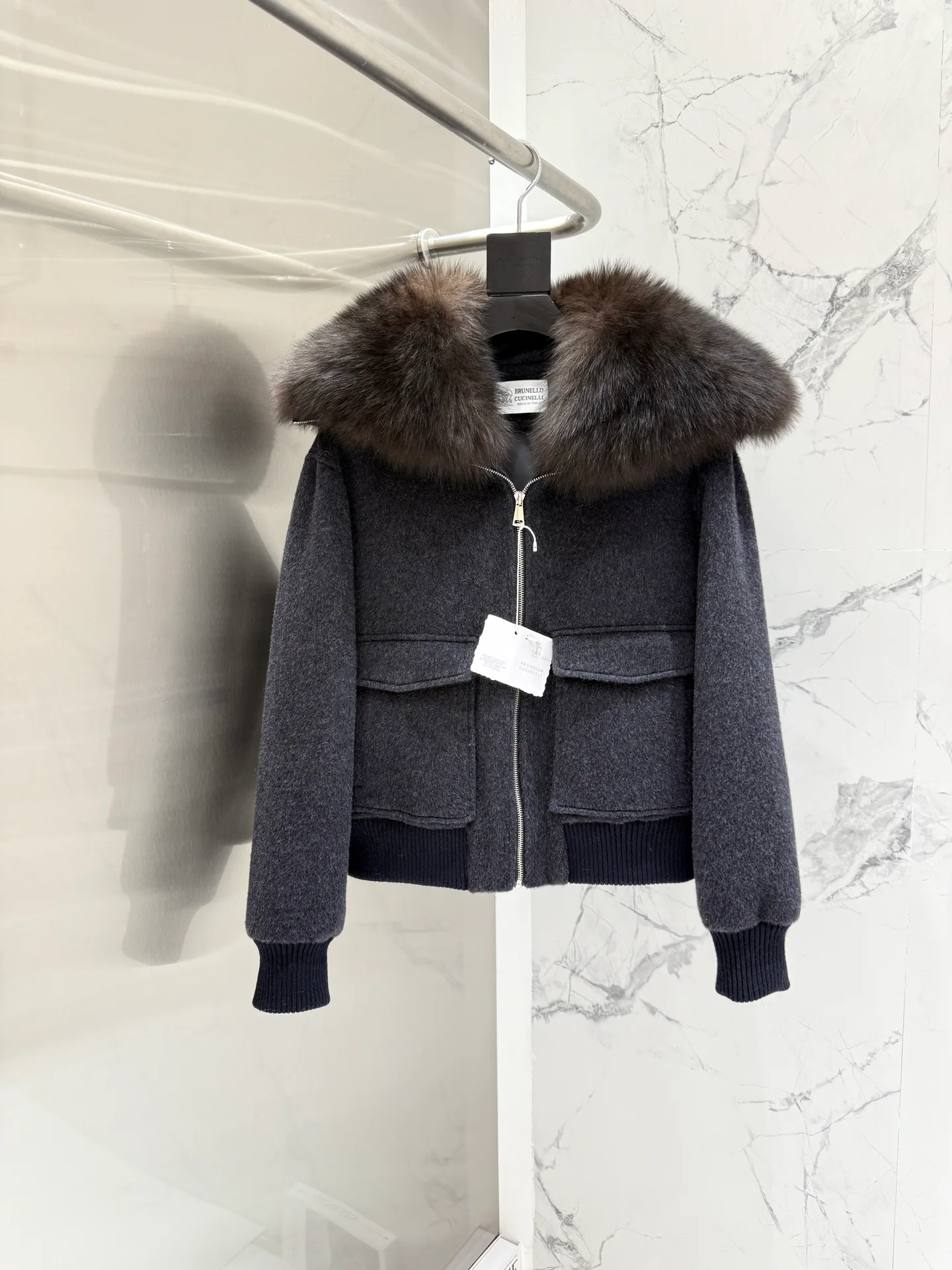 Куртки И Пуховики Женские Loro Piana 18699796