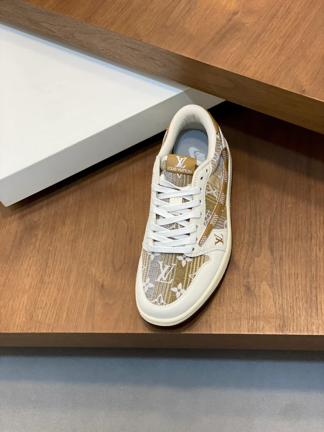 Кроссовки Мужские Louis Vuitton 790456