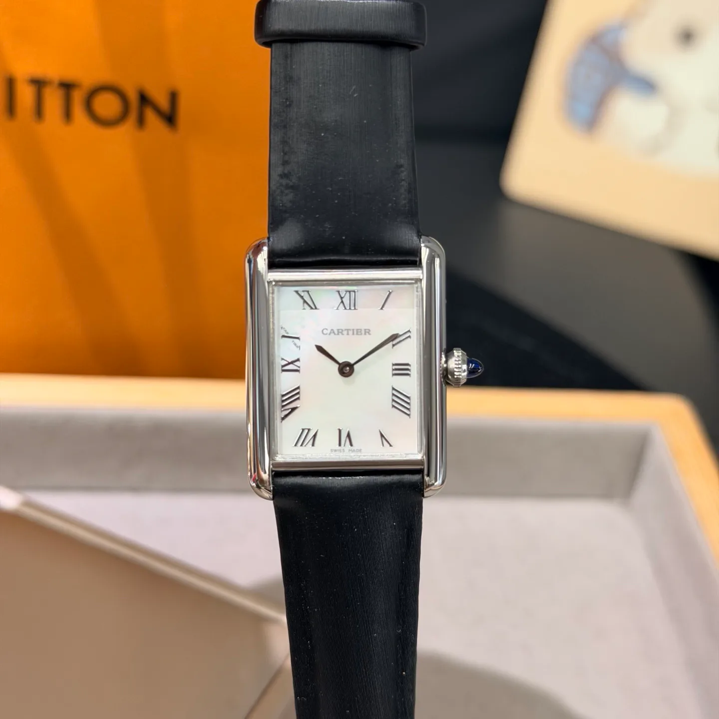 Часы Женские Cartier 18362047