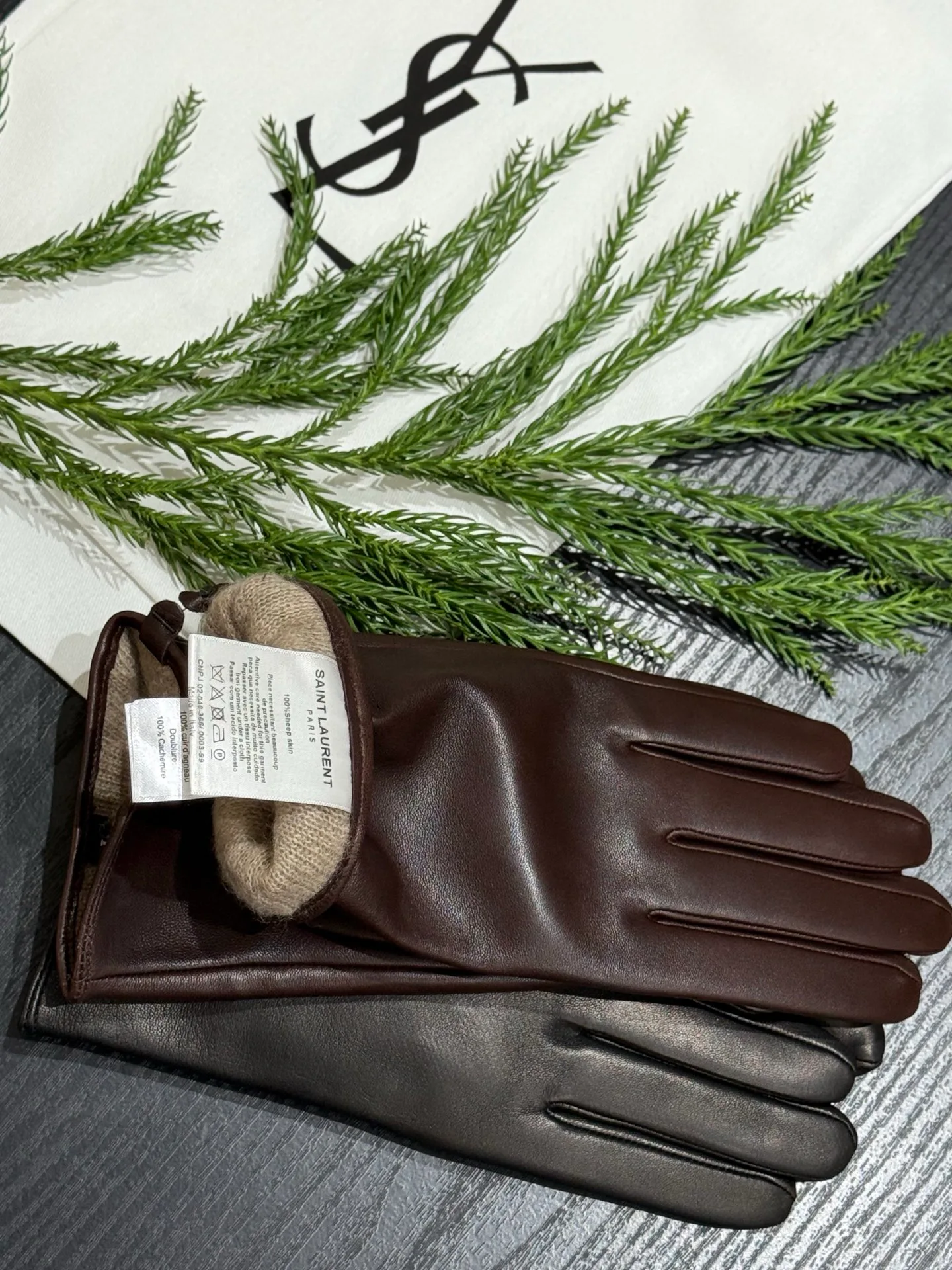 Перчатки Saint Laurent 453174