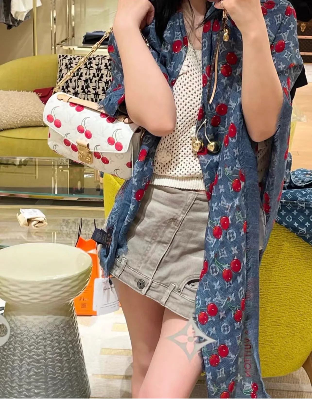 Шарфы Louis Vuitton 589933