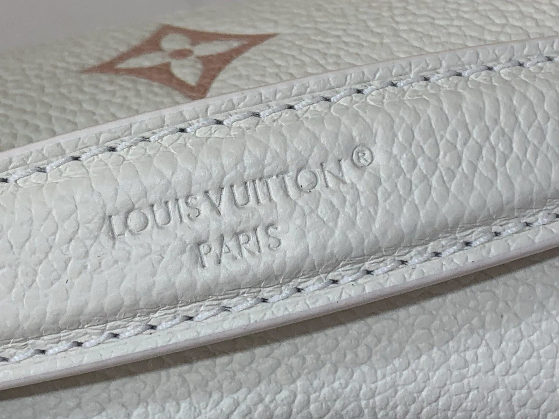 Классические Сумки Женские Louis Vuitton 1547168