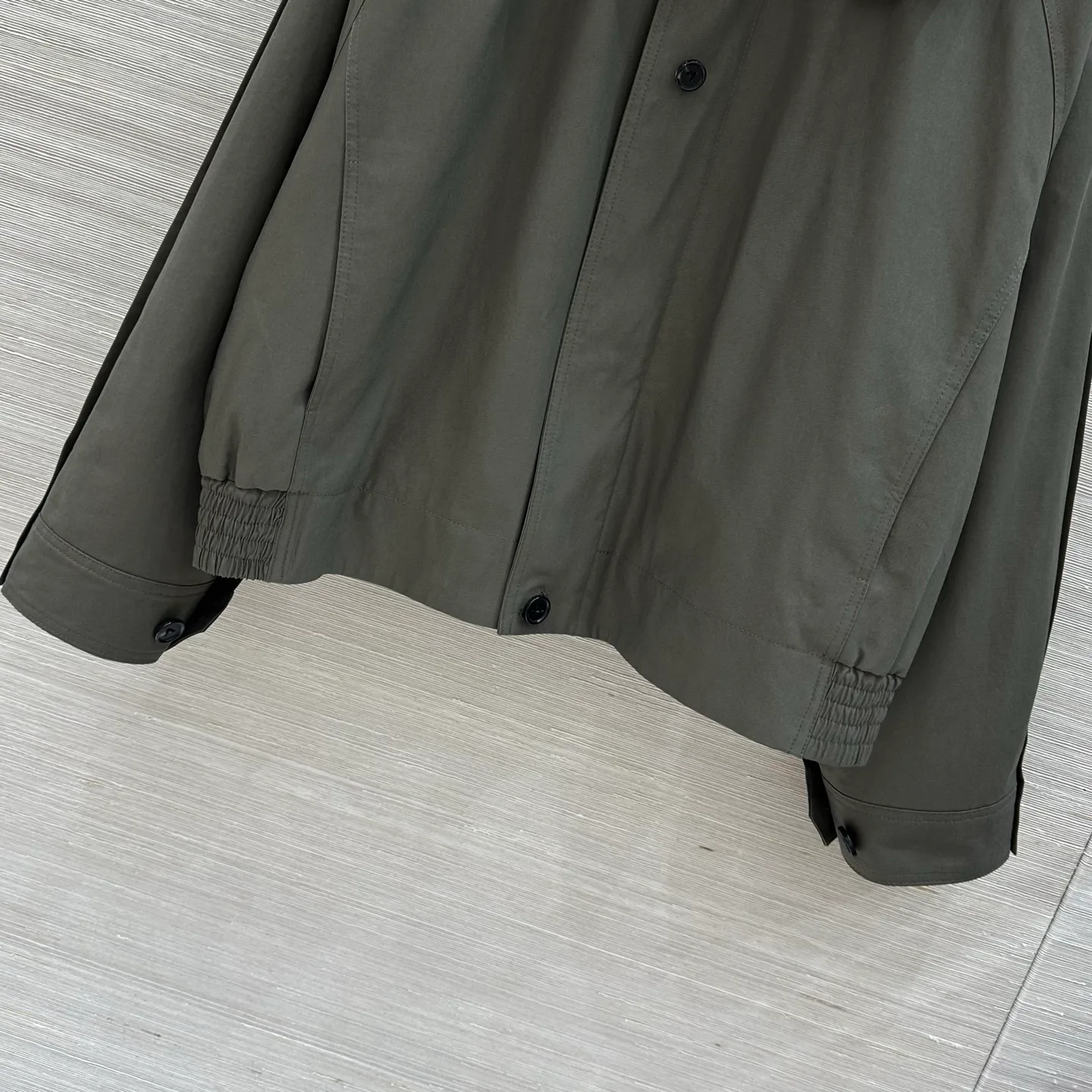 Куртки И Пуховики Женские Bottega Veneta 18429164
