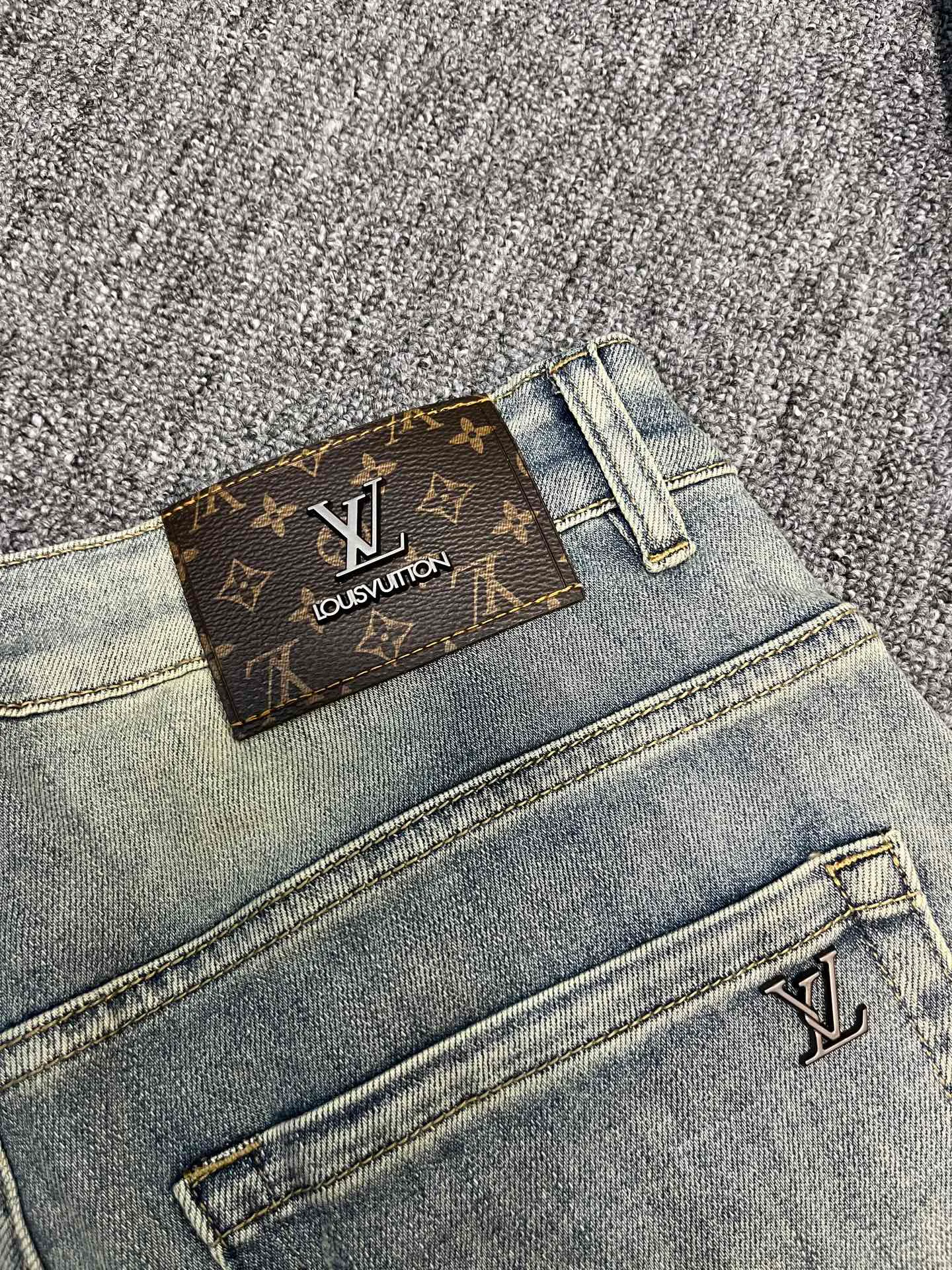 Шорты Мужские Louis Vuitton 12640997
